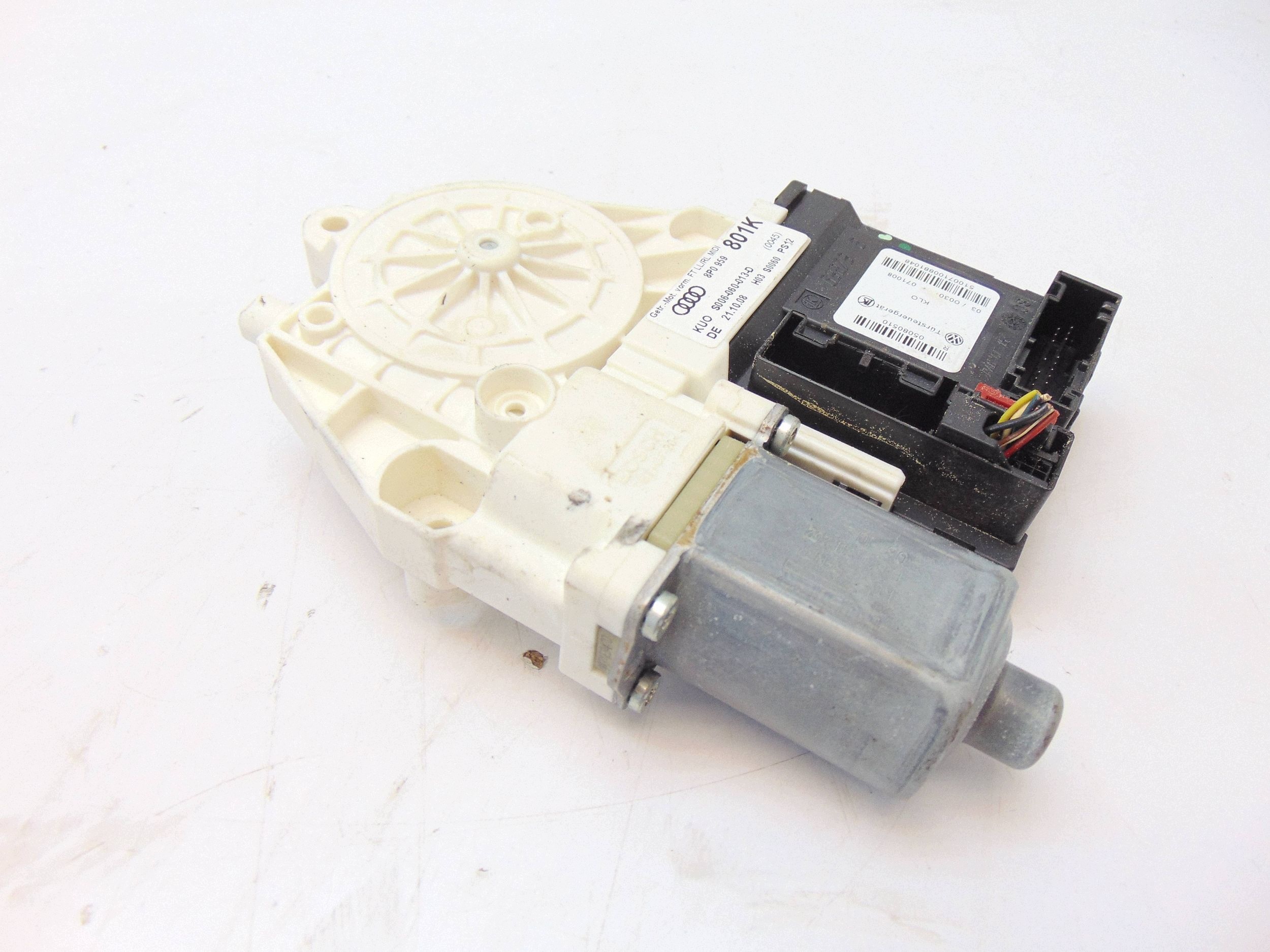 Motor de Vidro Esquerdo Dianteiro Audi A3 8P 08- 8P0959801K image 2