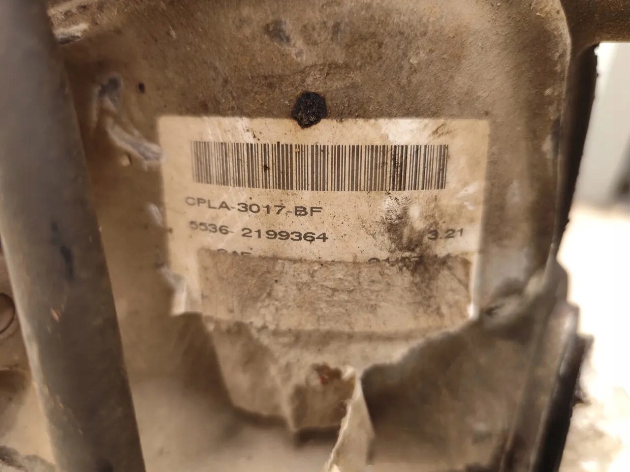 Land Rover OE CPLA-3017-BF Differential Axle image 7