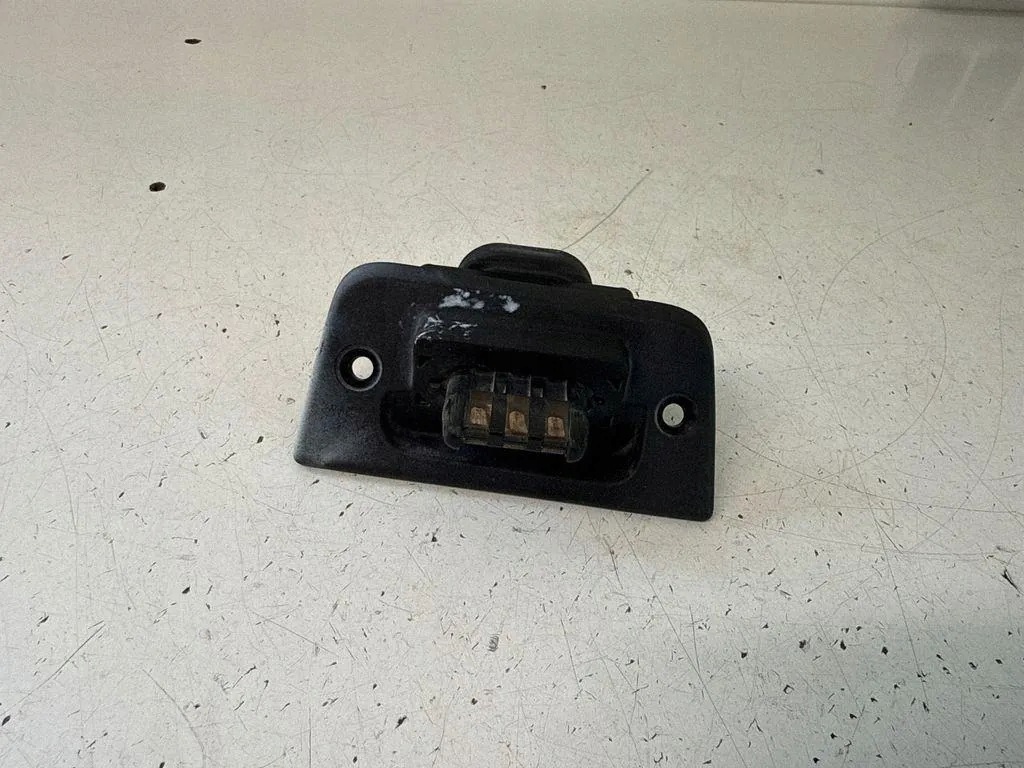 Oven sulkutunnistin VW 7H0907438B 2.0 TDI 2014