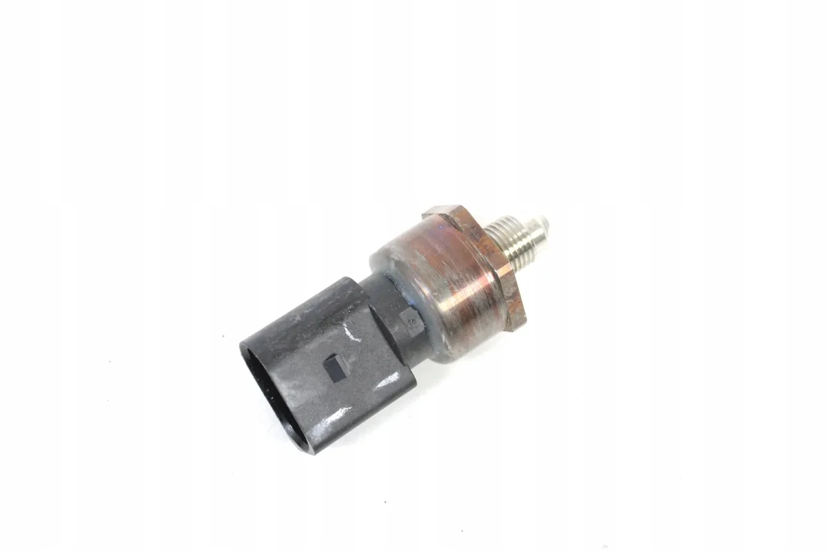 Capteur Température Carburant Audi A5 Sportback 059906054G