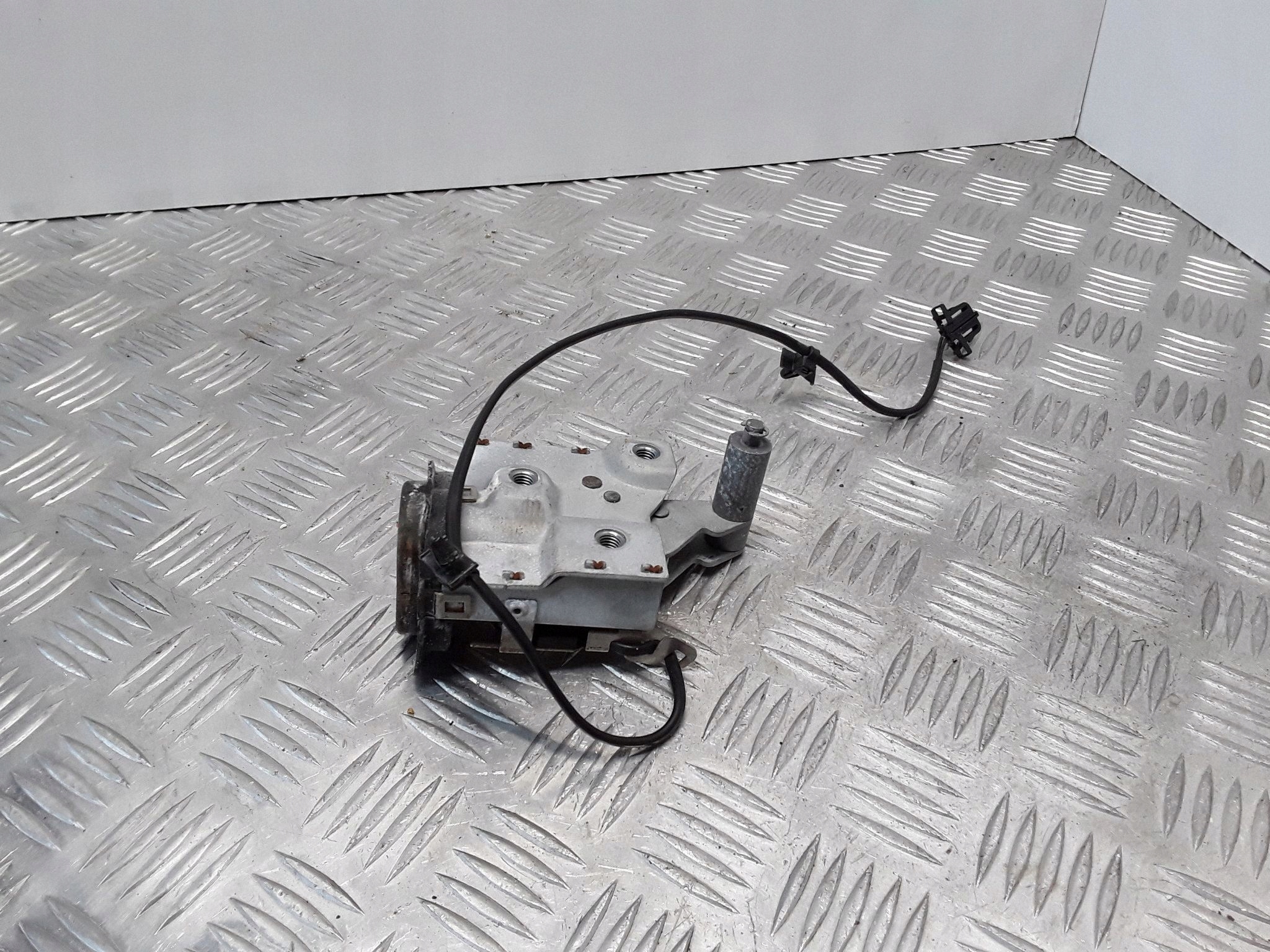 Fechadura do teto conversível Audi A4 S4 B6 8E 8H OEM ERN8312 image 3