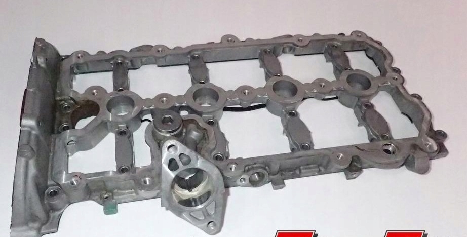 Couvre-culasse gauche Audi RS5 079103285AP image 4