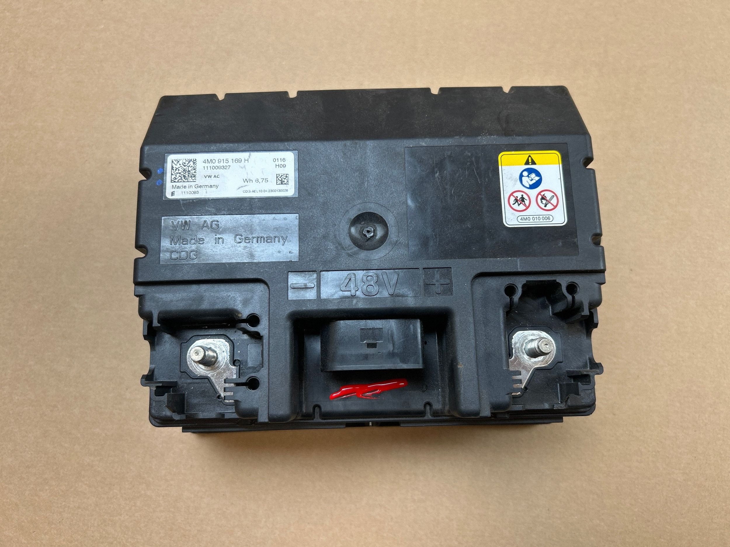 Porsche Cayenne 2023 Batterie 4M0915169H image 2