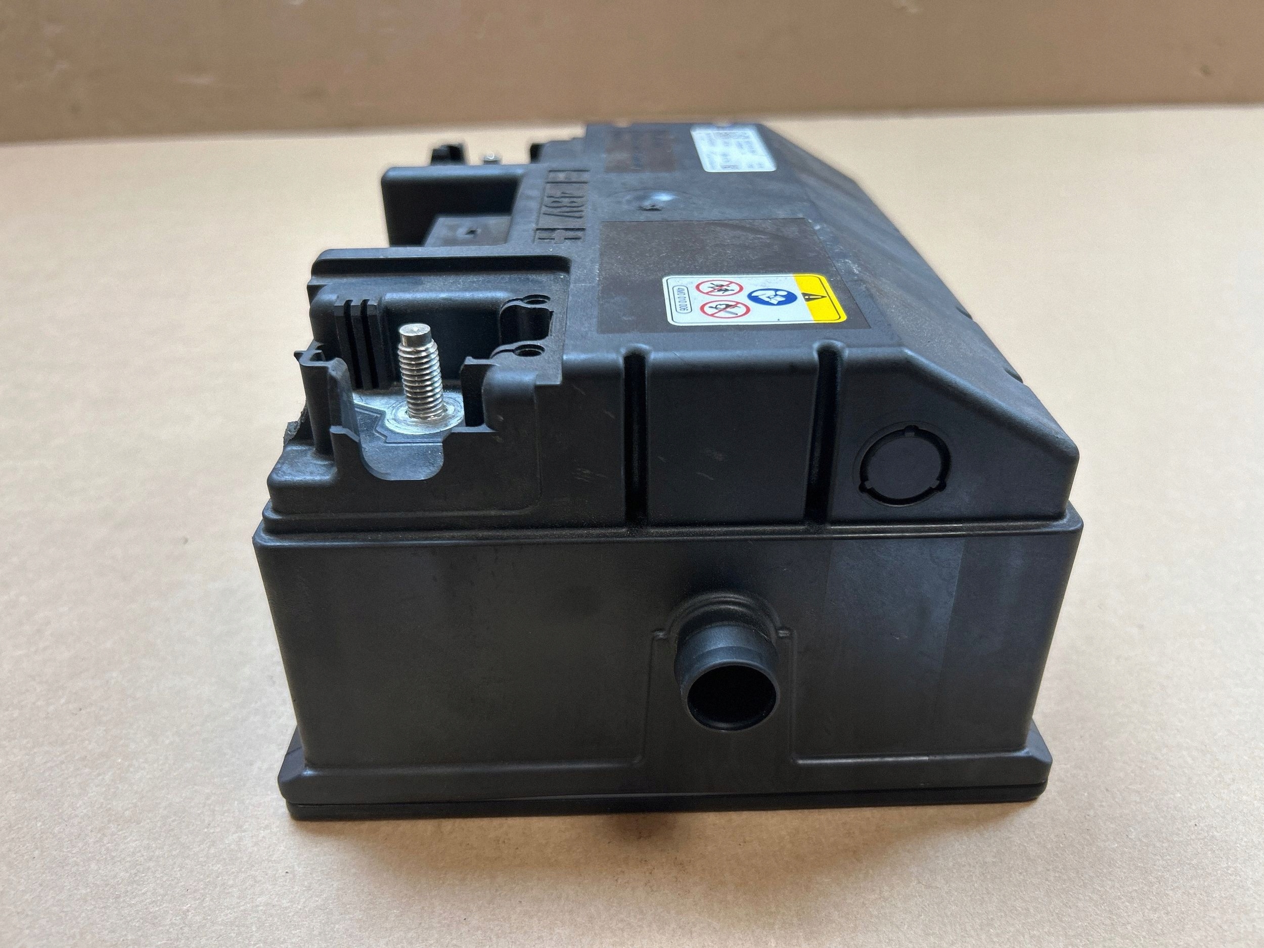 Porsche Cayenne 2023 Batterie 4M0915169H image 6