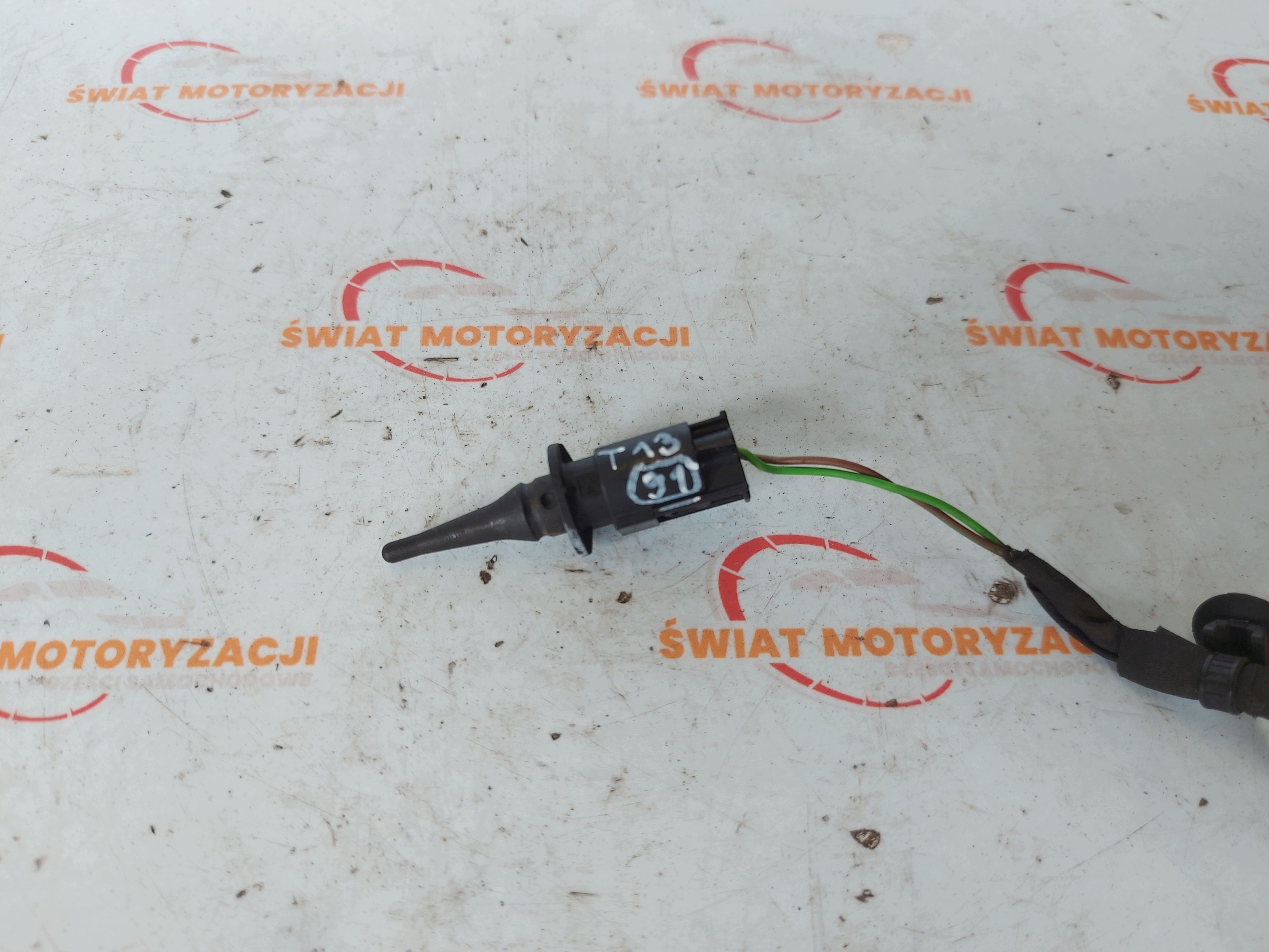 Mercedes C W205 C220 Temperature Sensor 968339-2 image 2