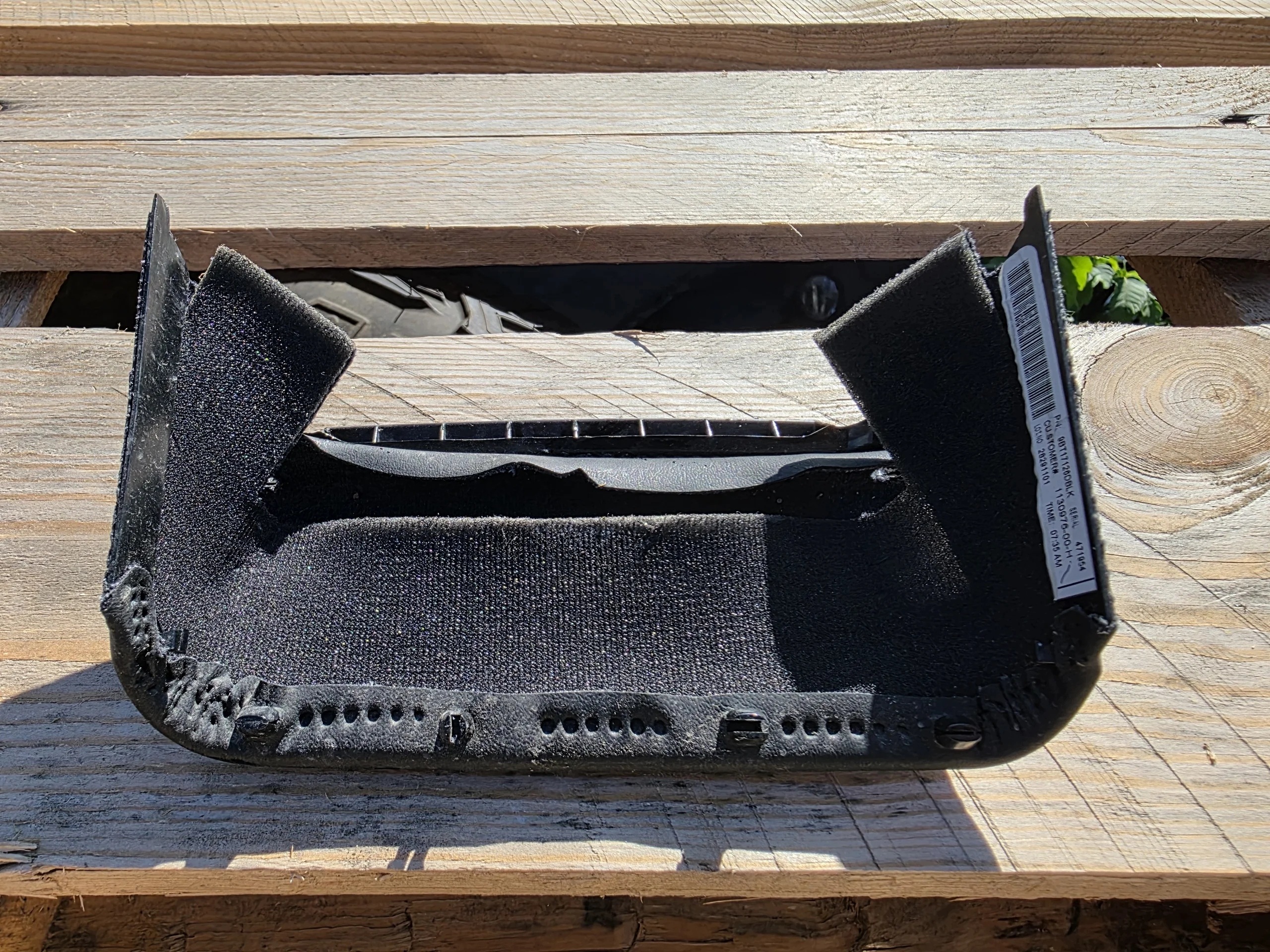 Ohjauspylvään suojus Tesla 3 113097600H