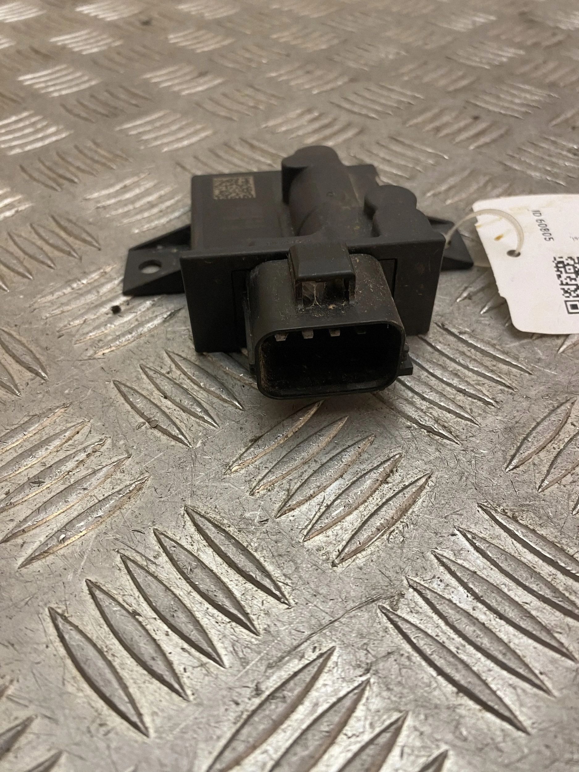 Module Pompe à Carburant Land Rover Defender L663 image 4