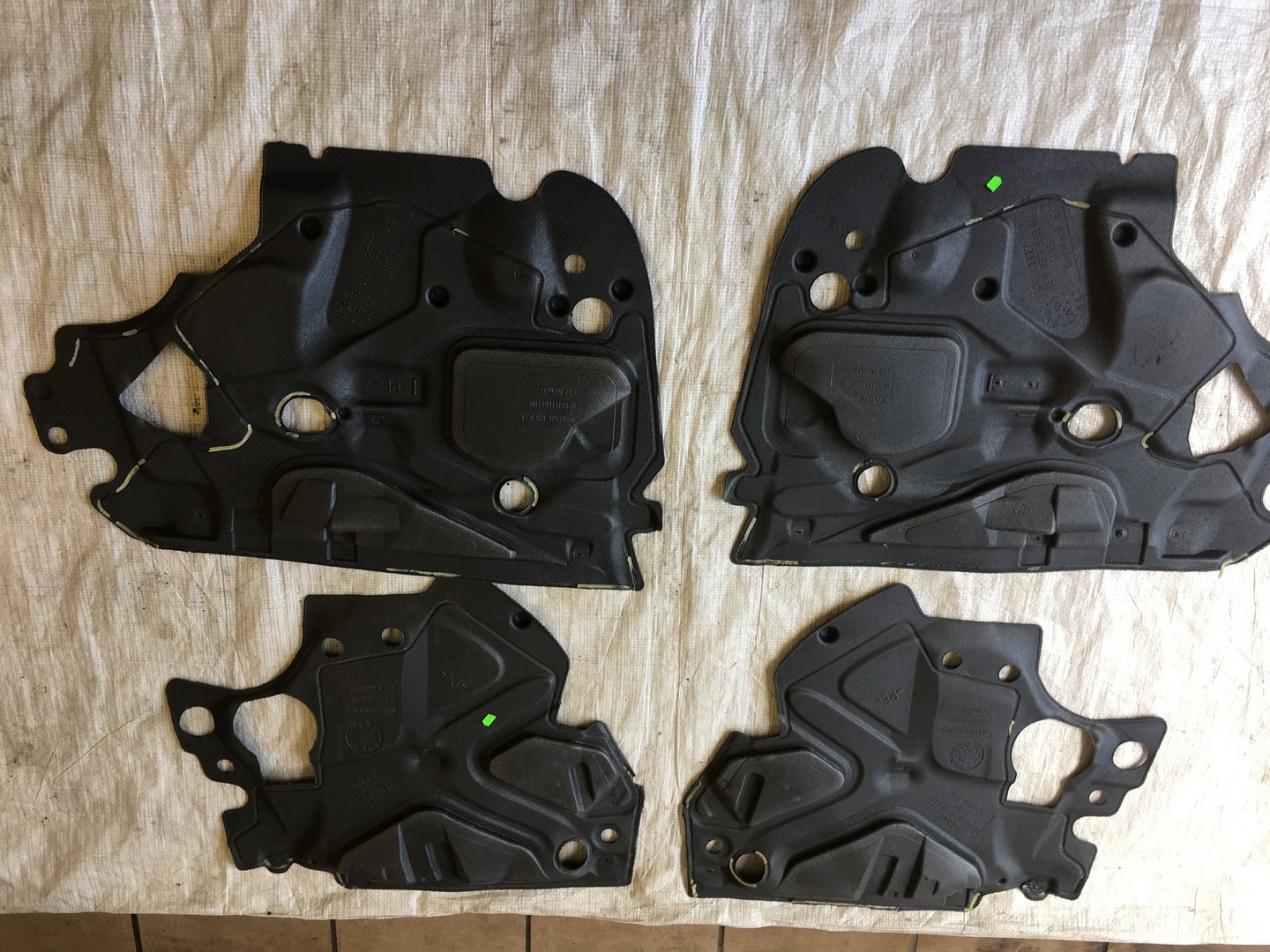 Audi 8E0863979B Isolation Originale image 2
