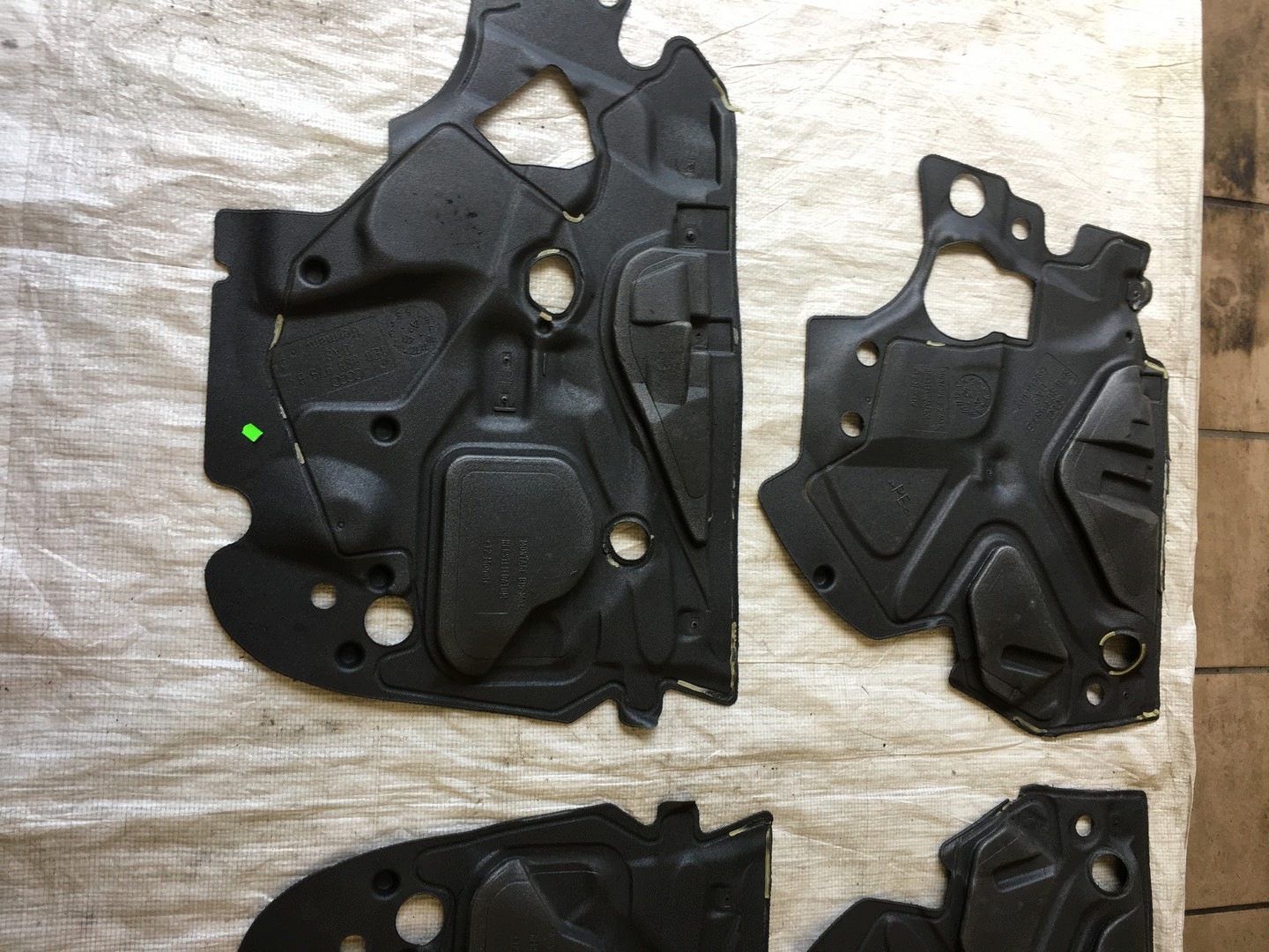 Audi 8E0863979B Isolation Originale image 4
