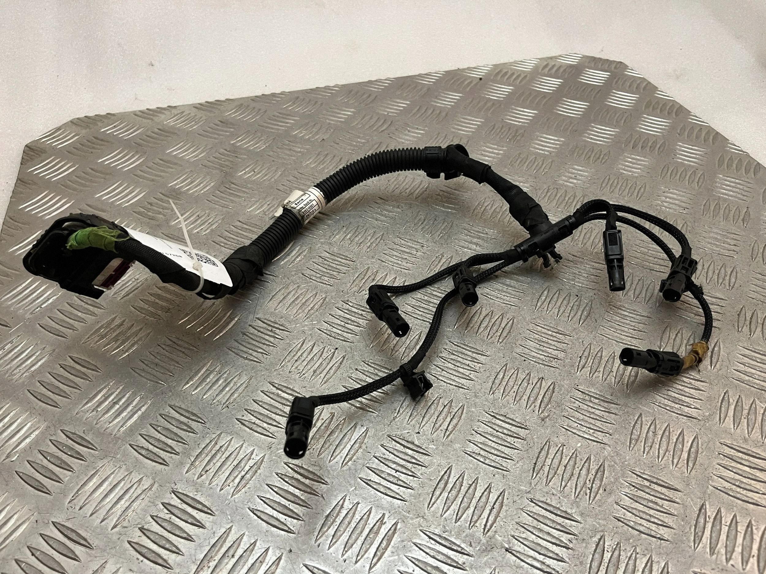 BMW 7 G11 G12 2017 Glühkerzenkabel 8593105 image 9