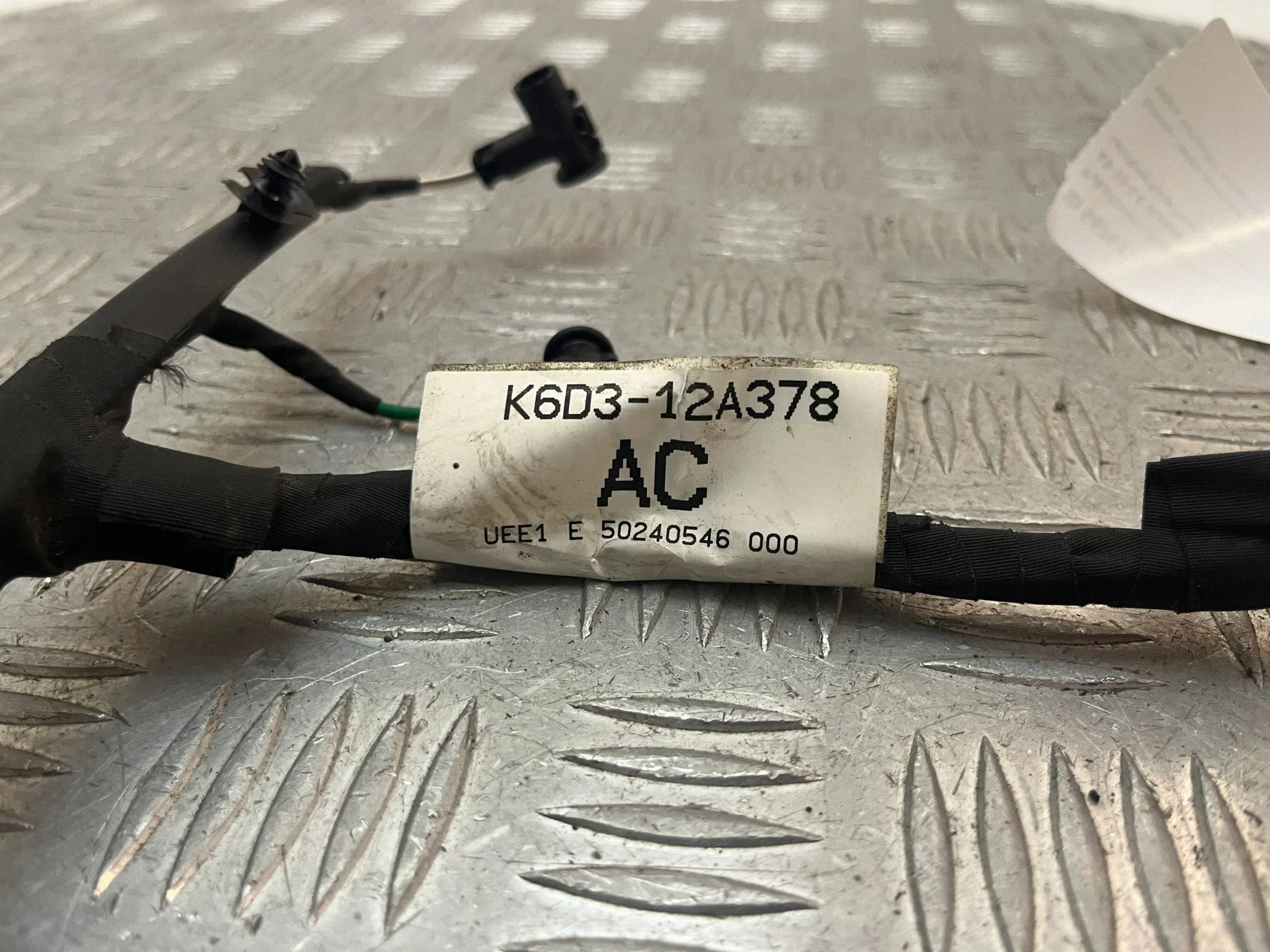 Câble bougie de préchauffage Range Rover Sport L494 2020 image 3