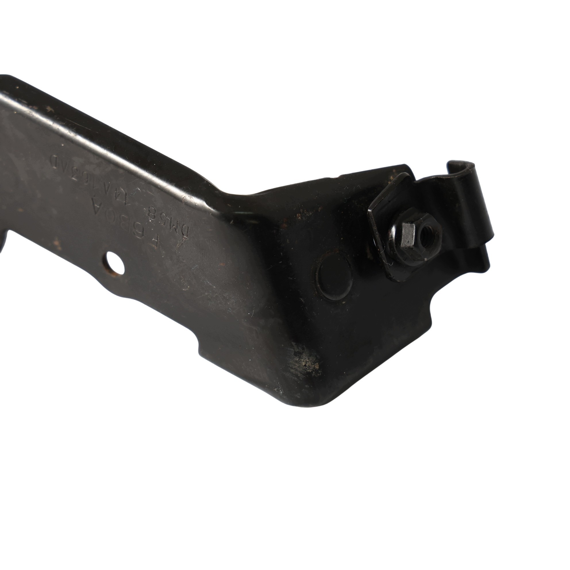 Ford Mondeo Mk5 Akun latauskaapelin kiinnike DM58-14A163-AD