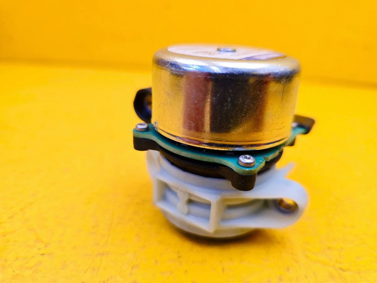 Bomba AdBlue Mercedes-Benz Vito W447 A0994707400 image 2