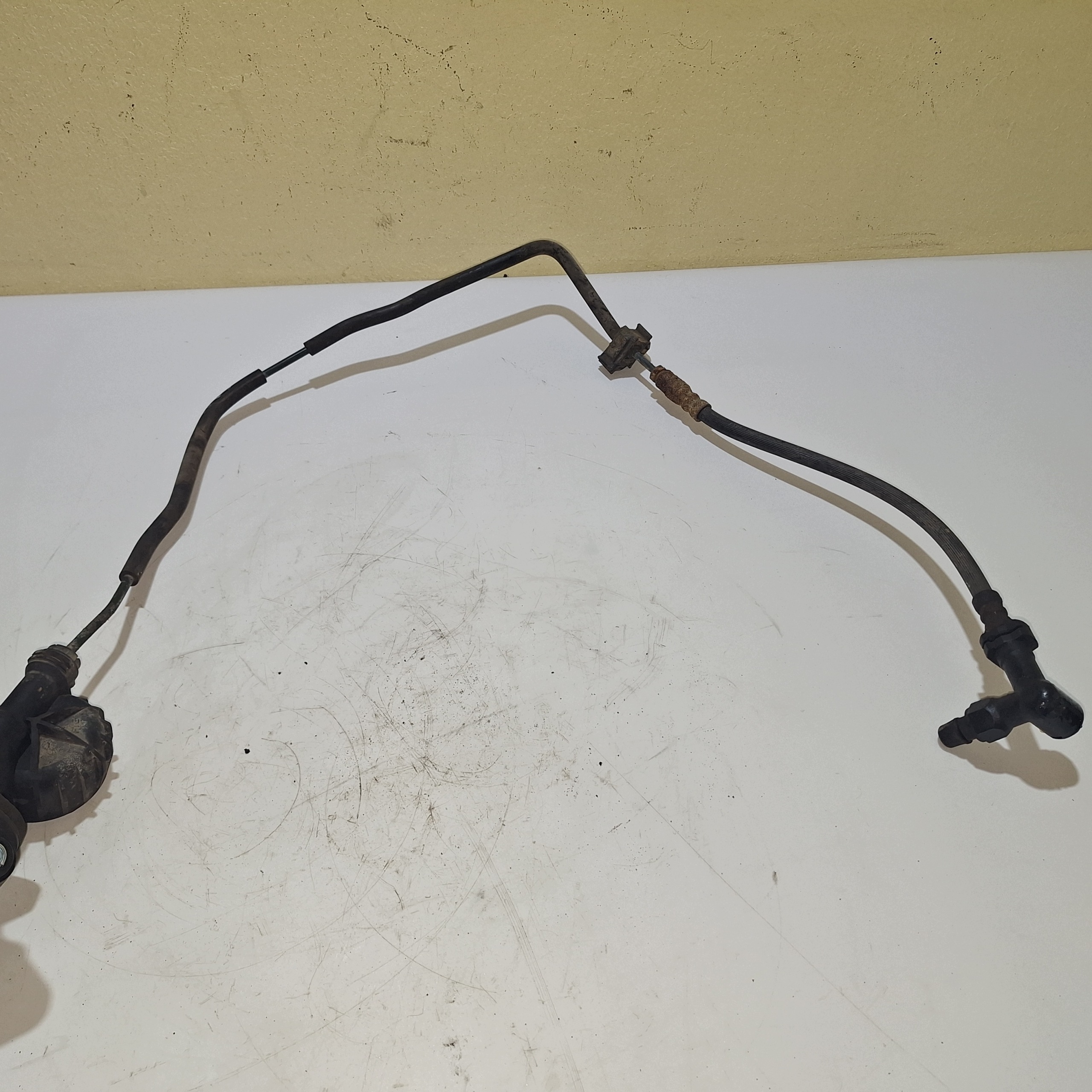 Kopplingspump ledning Opel Corsa D 1.3 CDTI OEM 12369874 image 2