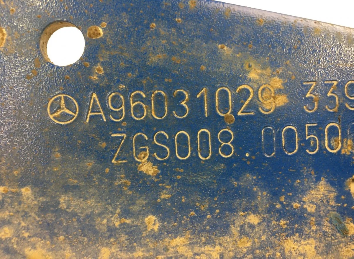 Extensão de Chassi Mercedes-Benz A9603102990