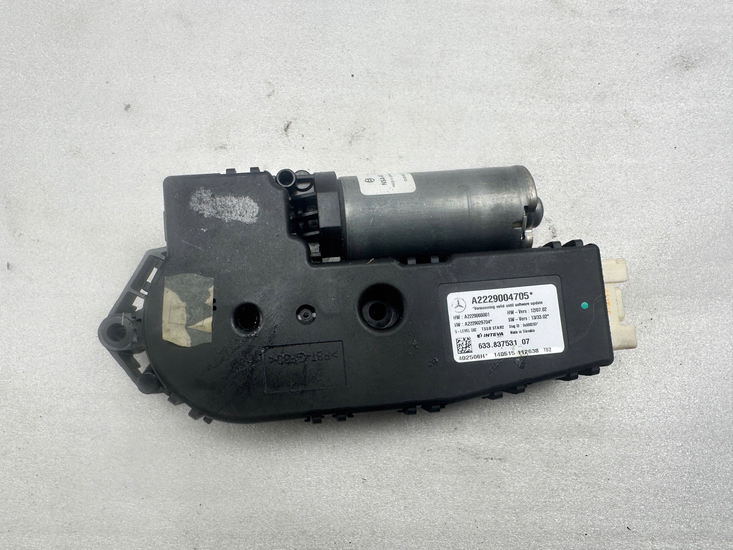 Mercedes-Benz S W222 2015 Schiebedachmotor A2229004705 image 2
