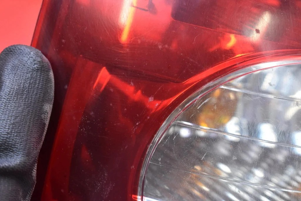 Luz trasera izquierda Renault Clio II 5D HB image 8