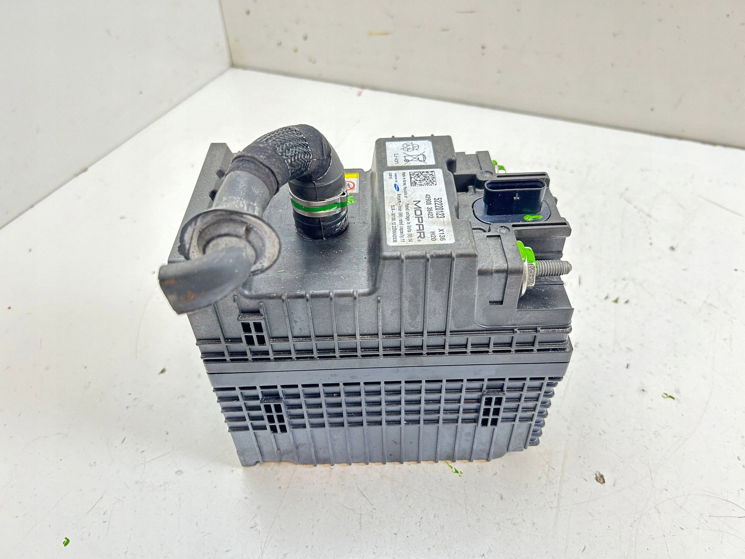 Batterie Mitsubishi Outlander 2017 52220123 image 2