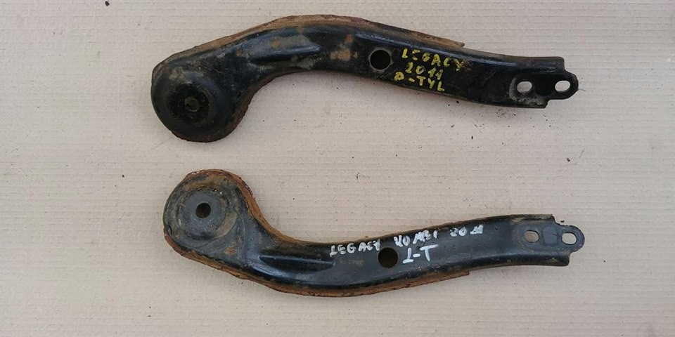 Support de traverse arrière droit Subaru Legacy V image 2
