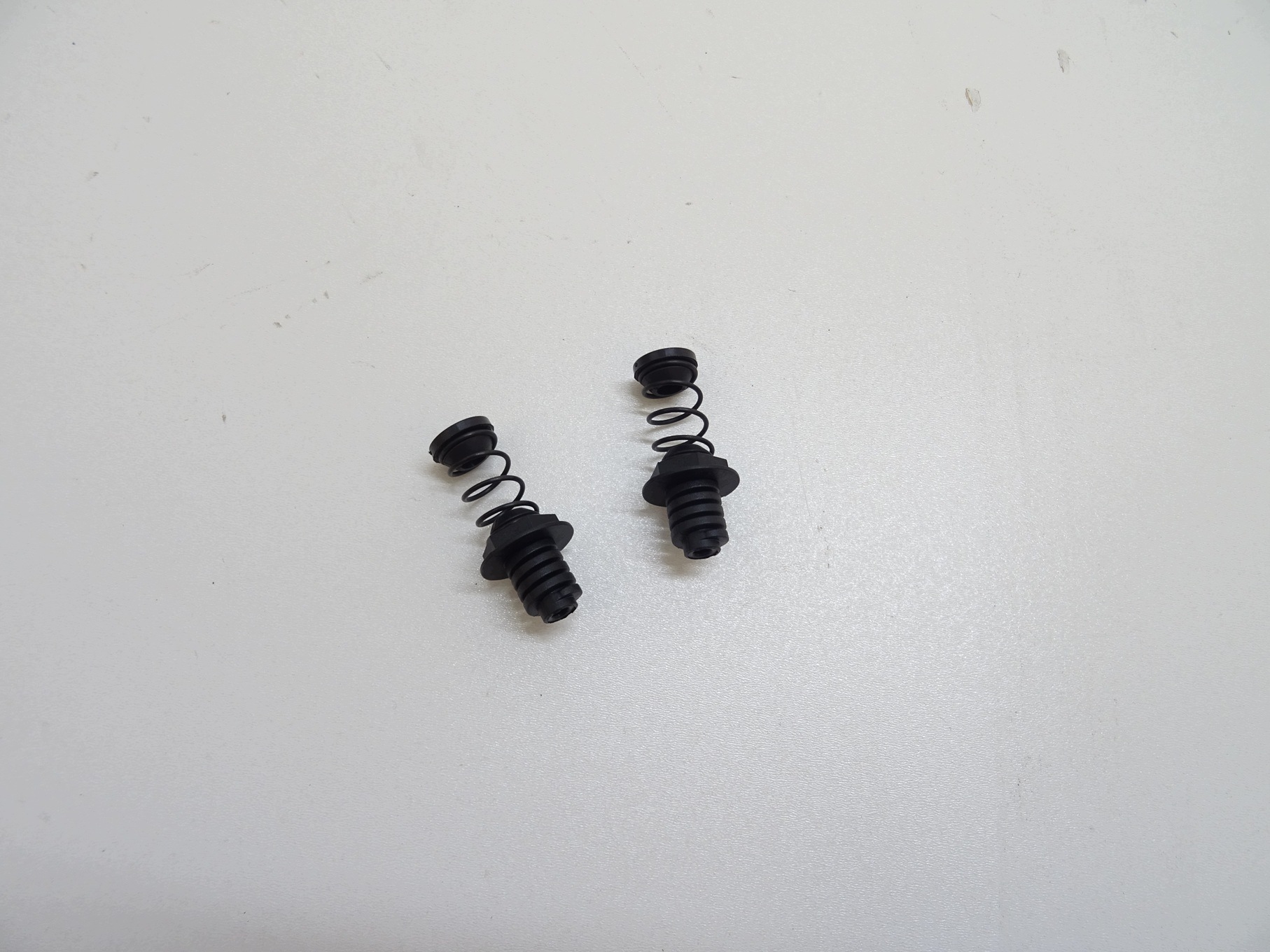 Stootkussen achterklep Mustang 2005-2009 OEM NT-M0514-ODBT image 2