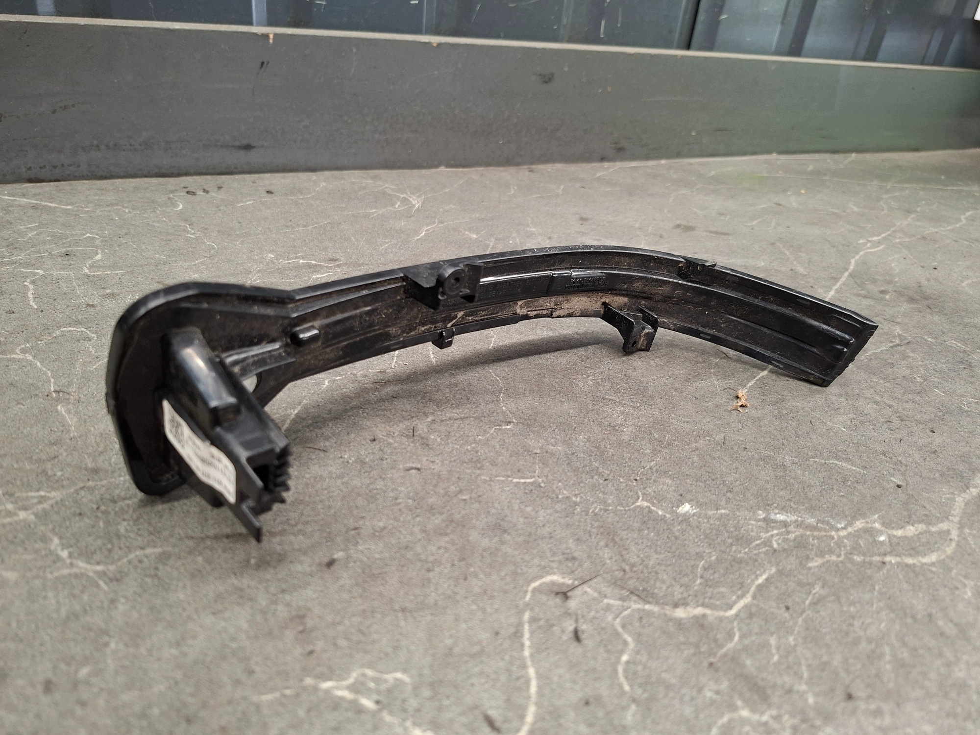 BMW G30 G31 G11 G15 Oikea etupeili image 5