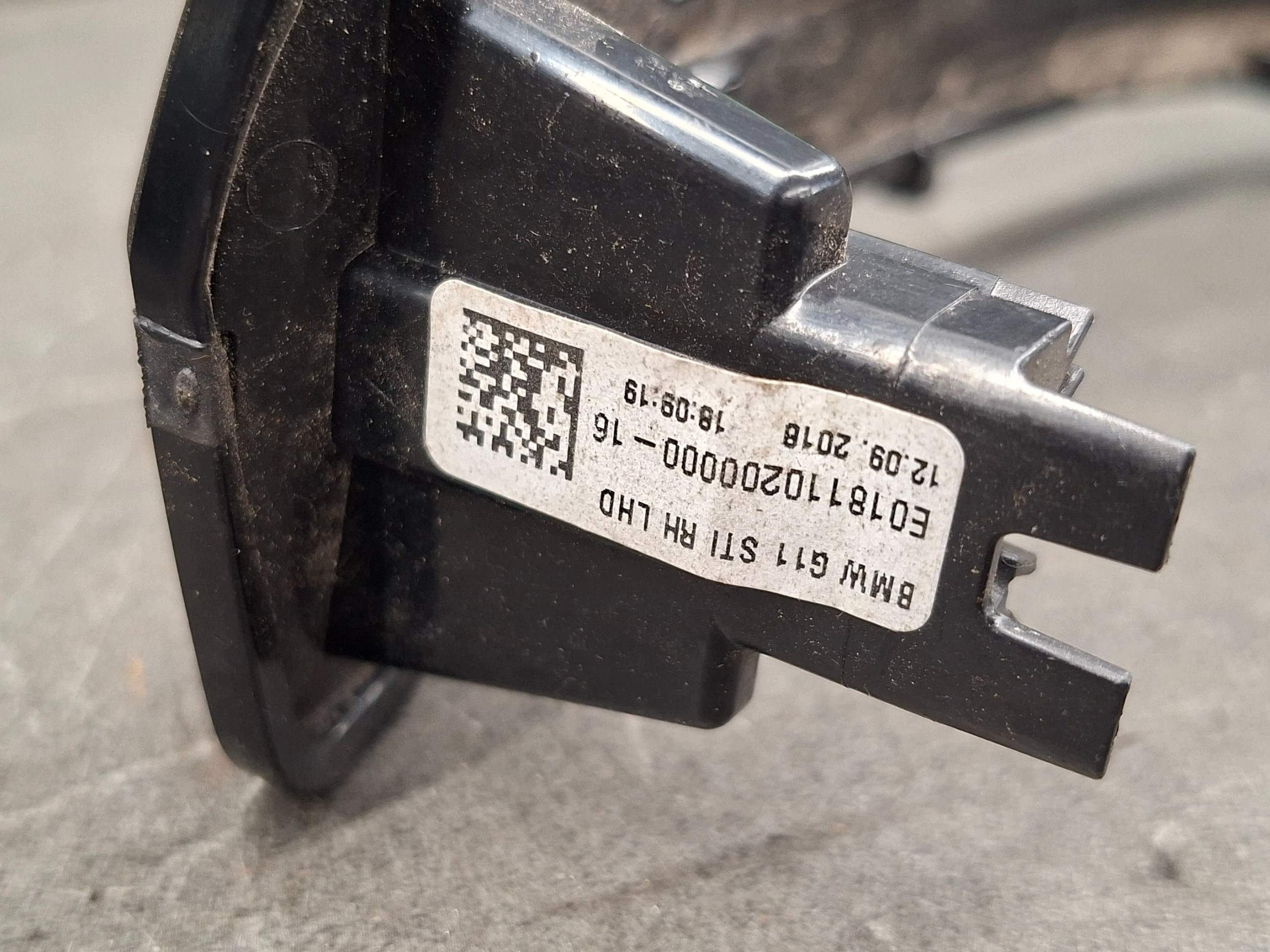 BMW G30 G31 G11 G15 Oikea etupeili image 7