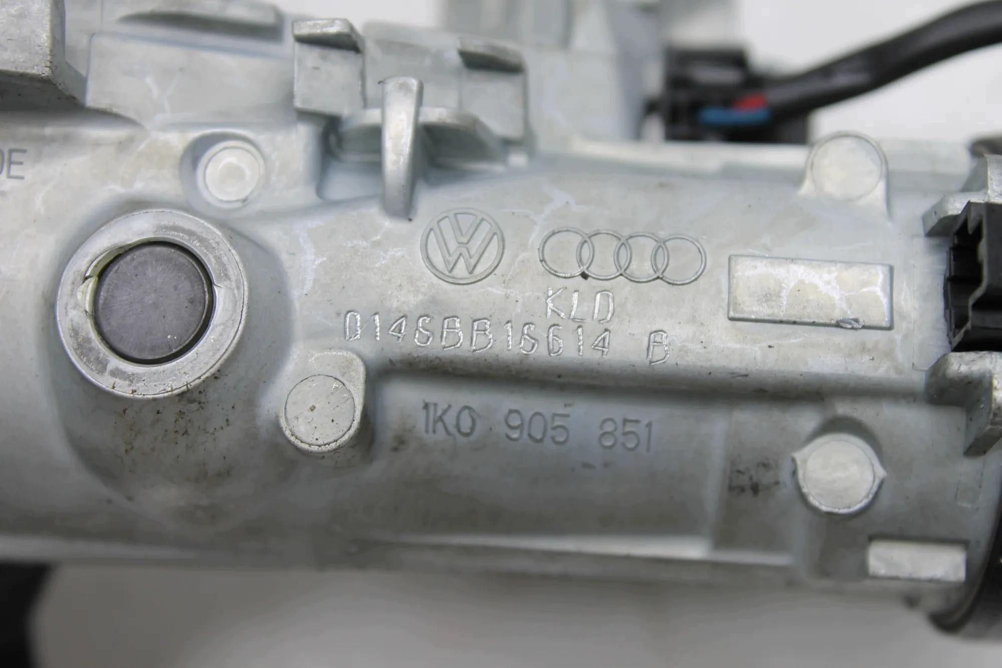 Ignition Kit VW Golf VII 0281018526 Used image 8