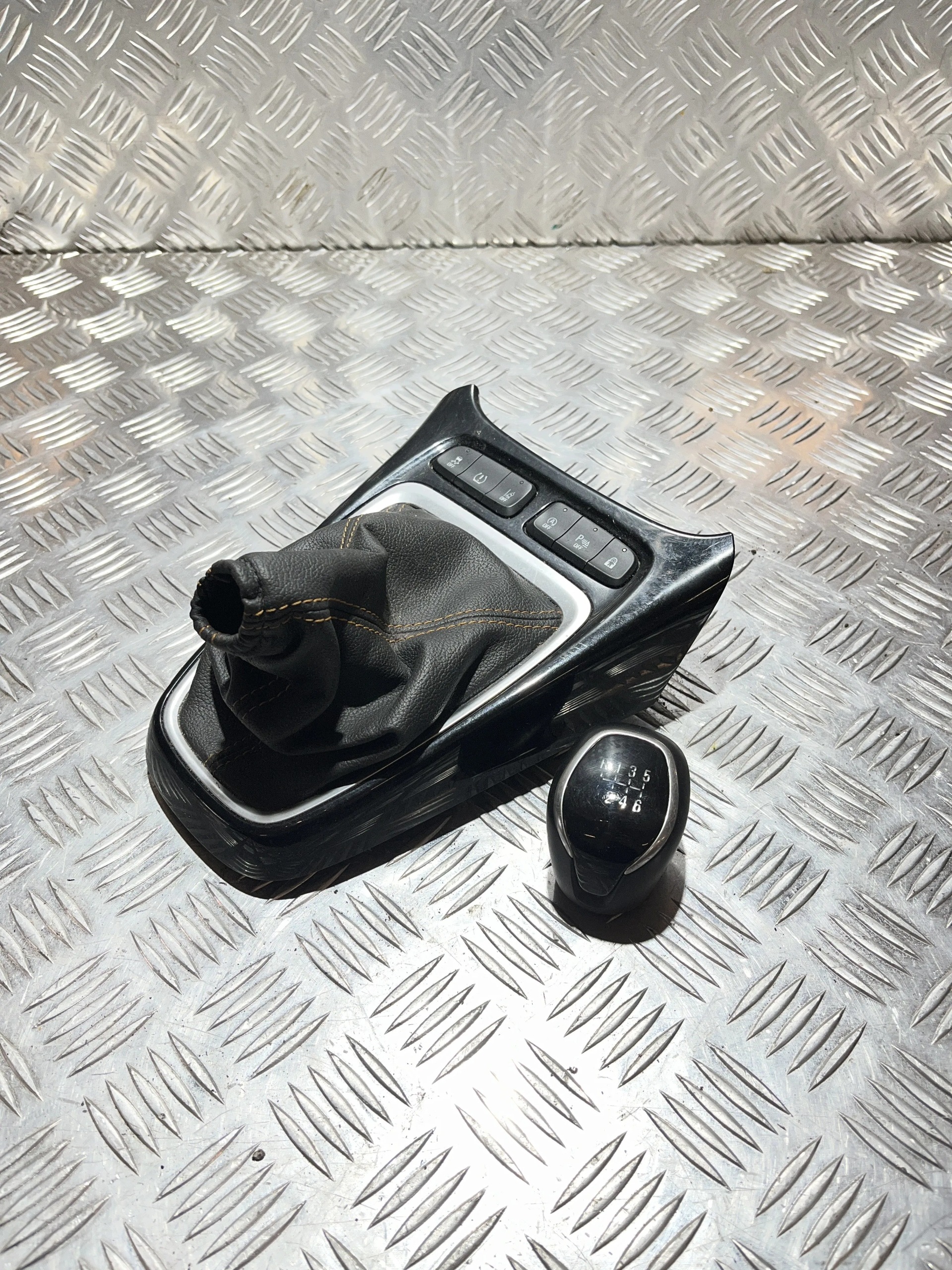 Soufflet levier vitesse 6B Opel Crossland X 17- image 2