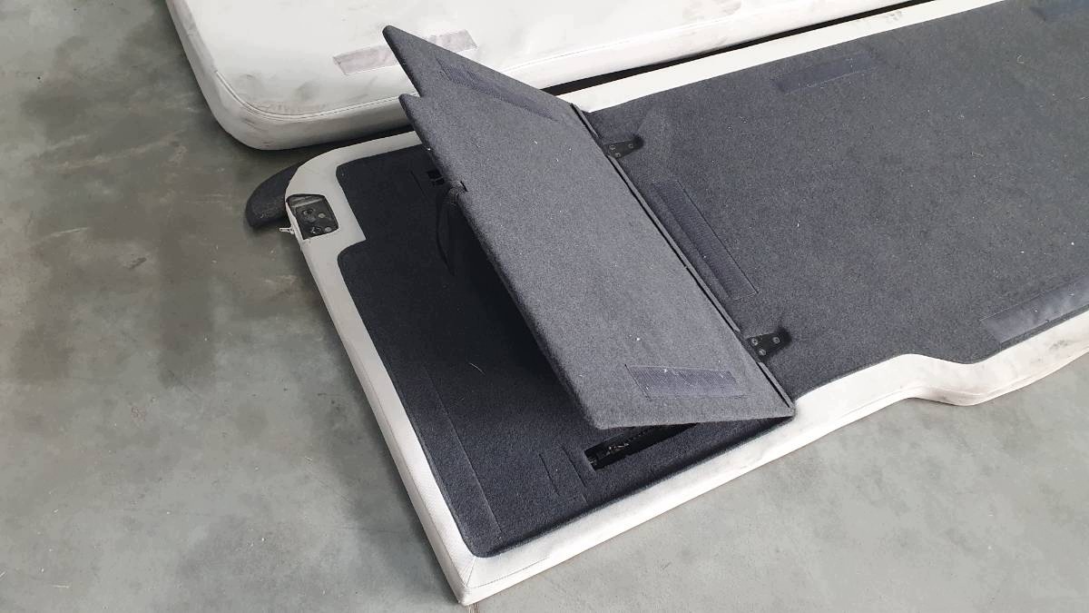 Ford F-Max Lower Bed Frame JC46E314A52 image 3