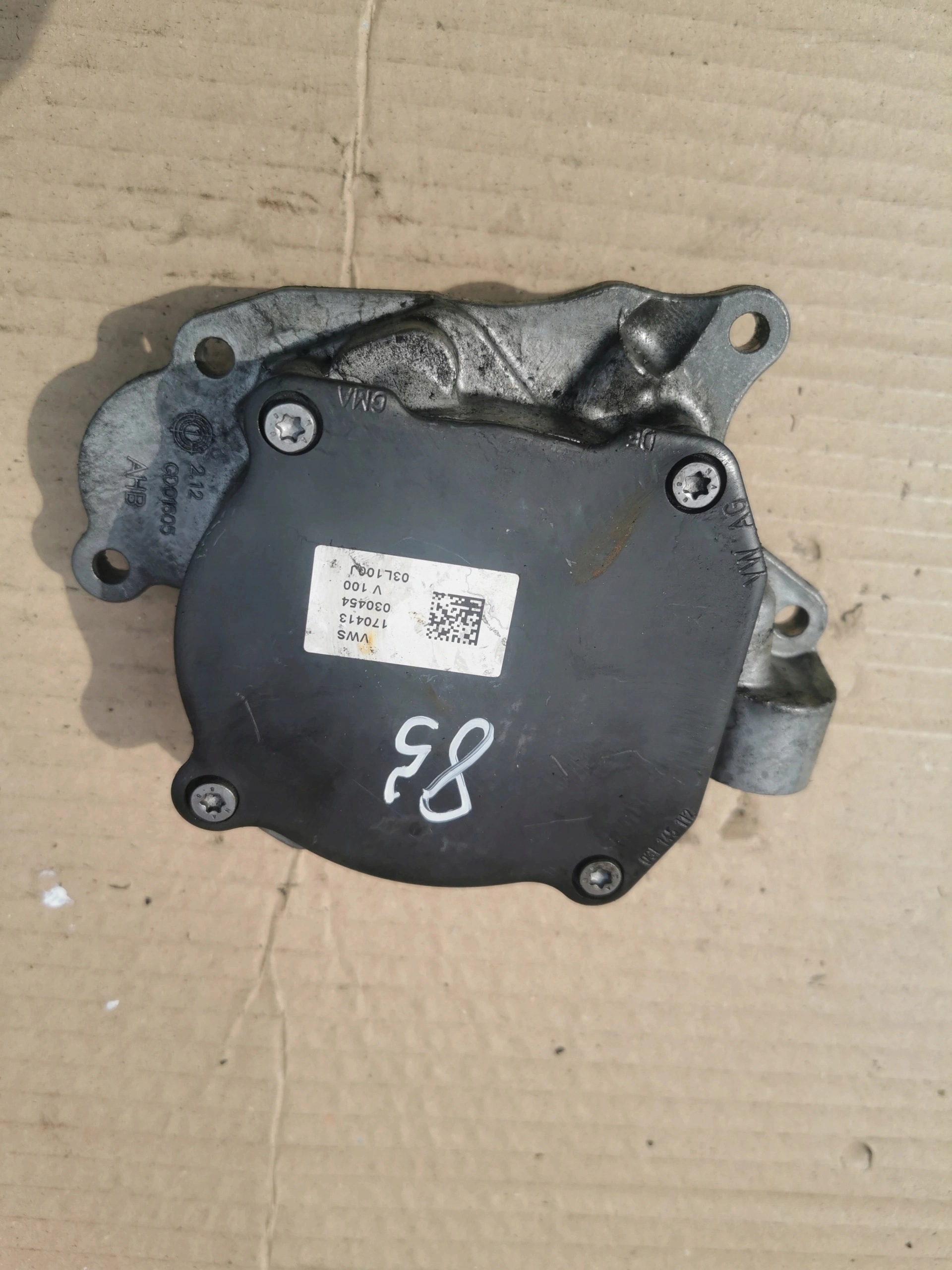 Pompe à vide 03L145207 SEAT Ibiza IV image 9