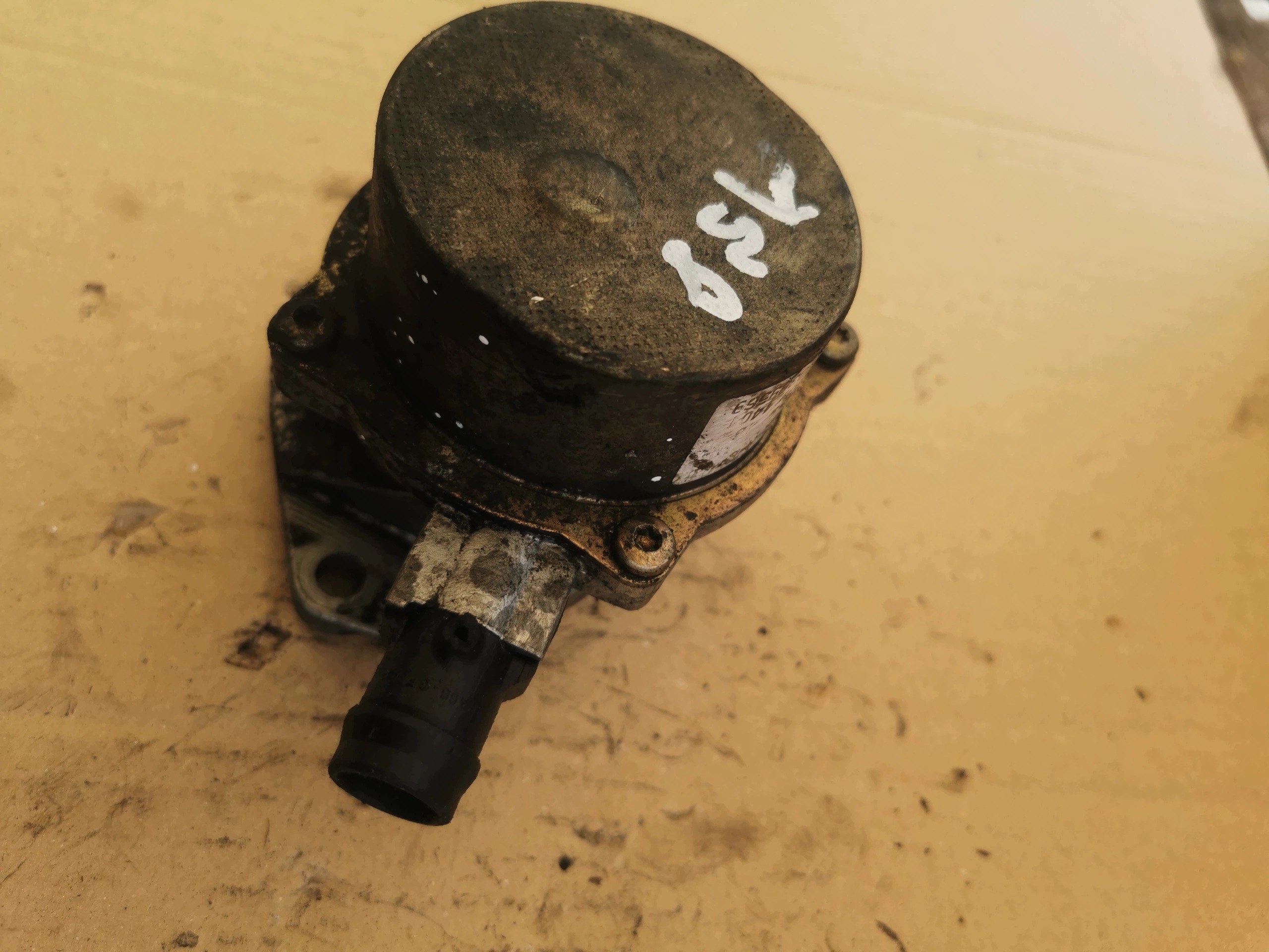 Pompe à vide Renault Clio III 1.5 dCi image 5