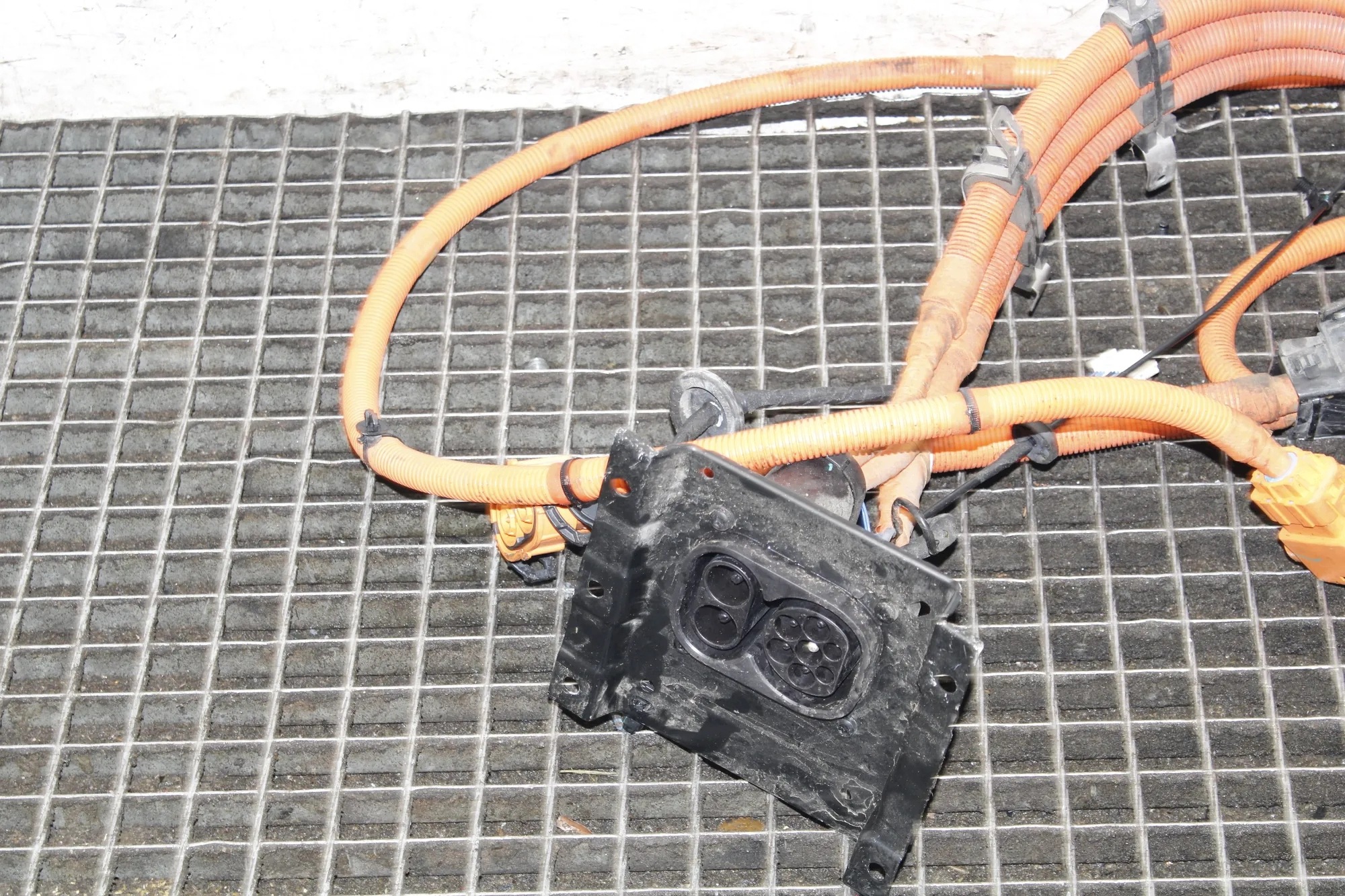 Cable de carga Volvo EX30 2024 315kW OEM 8891752591