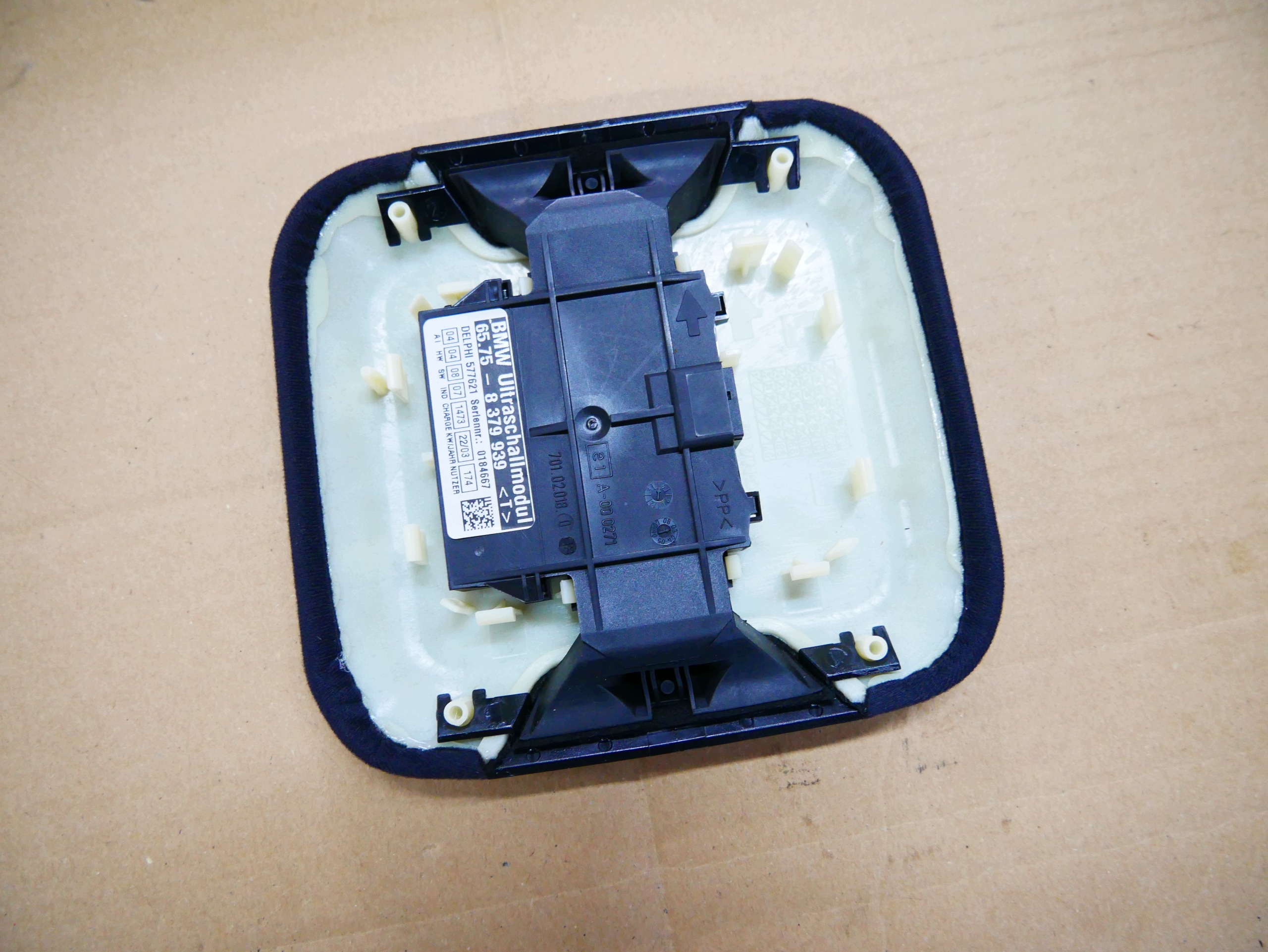 BMW E46 Kombi, cache capteur alarme image 3