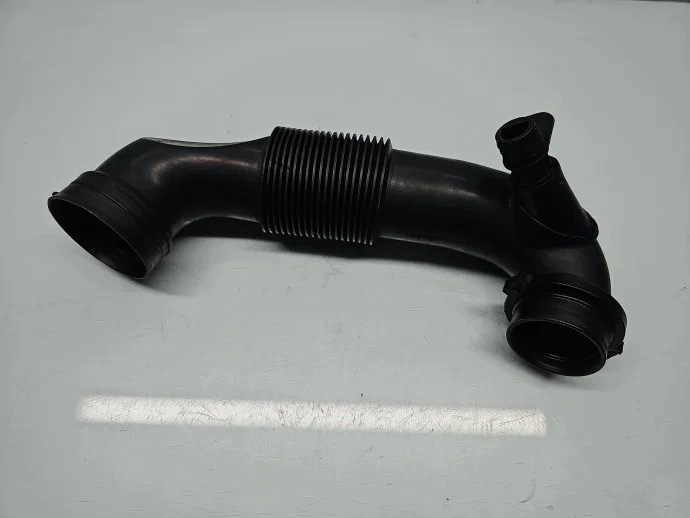 Rura dolotu powietrza Mercedes B-Klasse W245 A6400900929