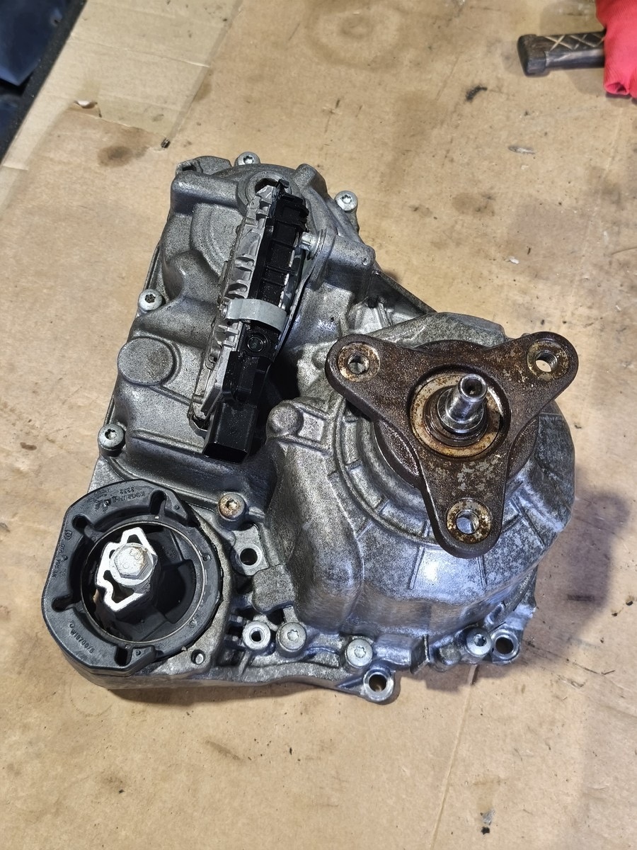 Réducteur de boîte de vitesses BMW M5 M8 image 4