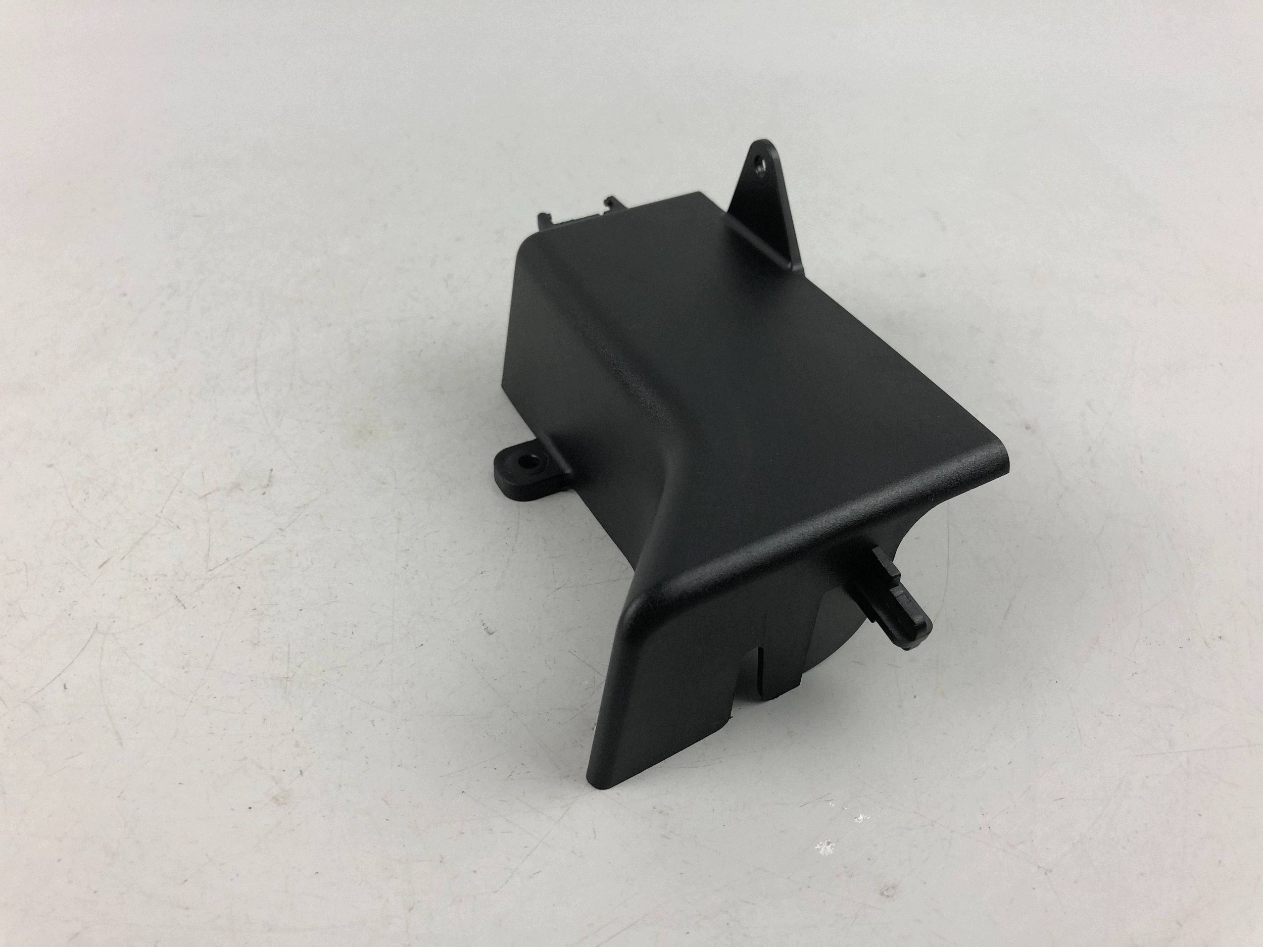 Jaguar XJ X350 12V-uttag (fram) 2W93F060D08 image 3