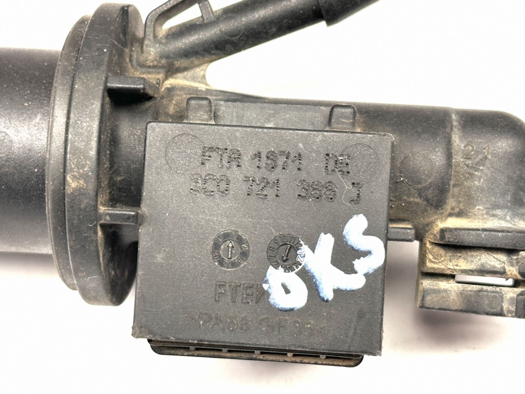 Audi VW Clutch Pump 3C0721388J image 4