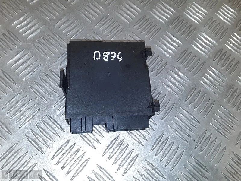 Mercedes S-sarja W221 ECU A2218706387