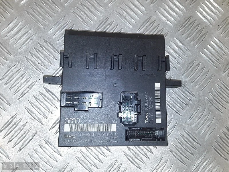 2009 Audi A8 D3 ECU 4E0907279S