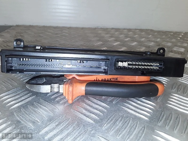 2011 BMW Série 3 E90 ECU 61359264571 image 4