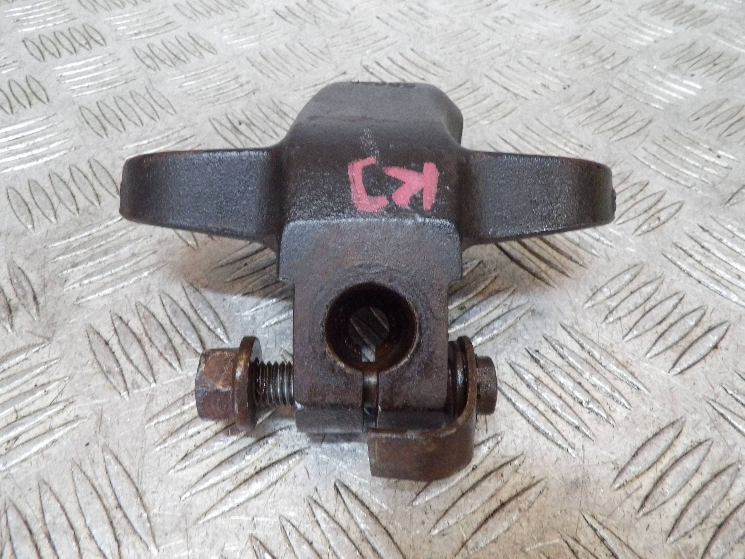 JEEP CHEROKEE KJ Support de pont arrière 586AA95020 image 3