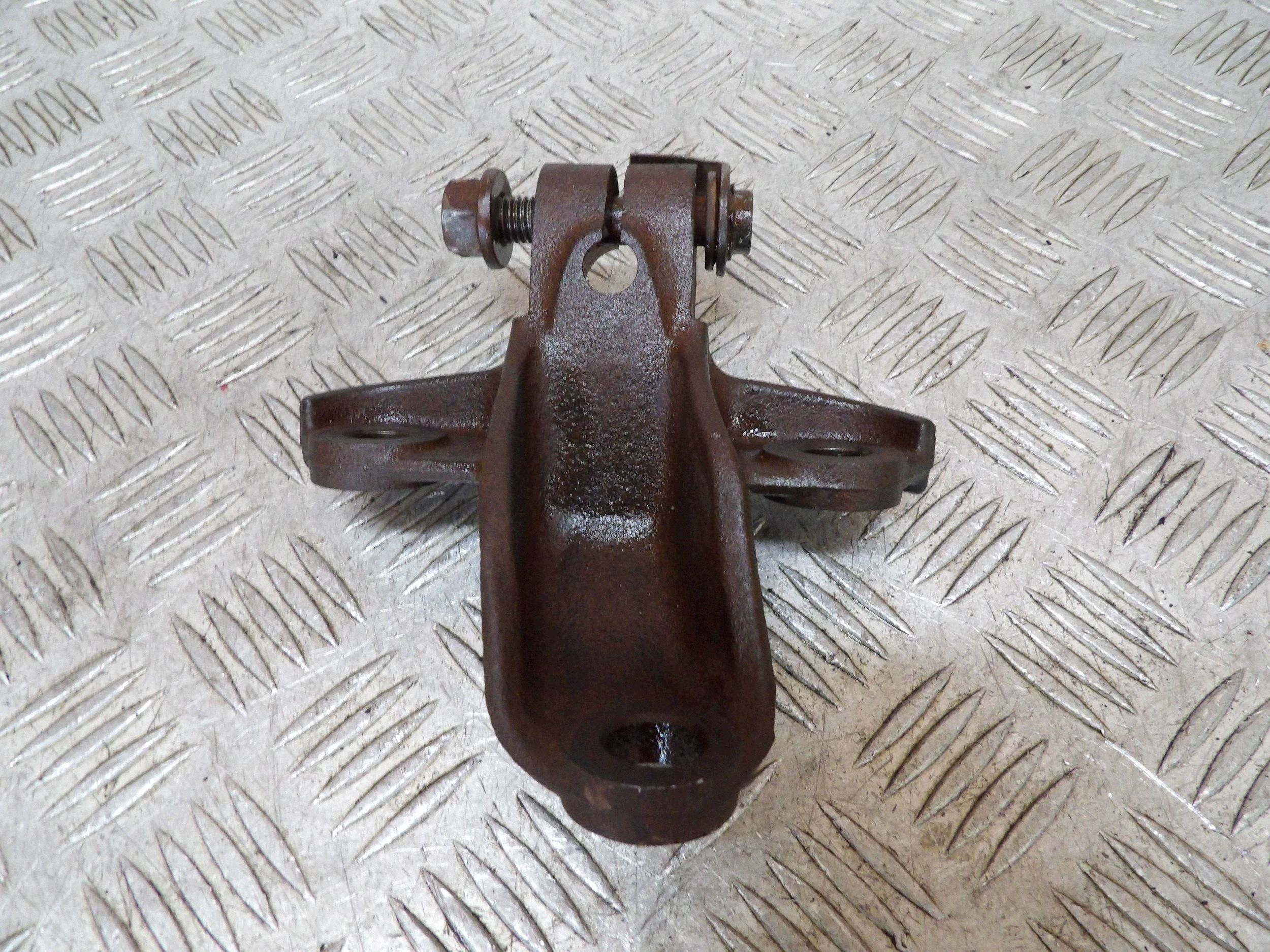 JEEP CHEROKEE KJ Support de pont arrière 586AA95020 image 4