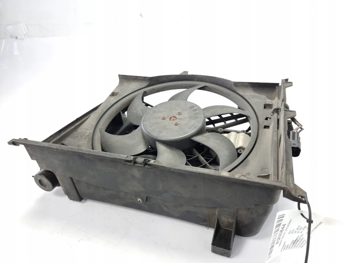 Ventilateur radiateur BMW E46 320d occasion image 7