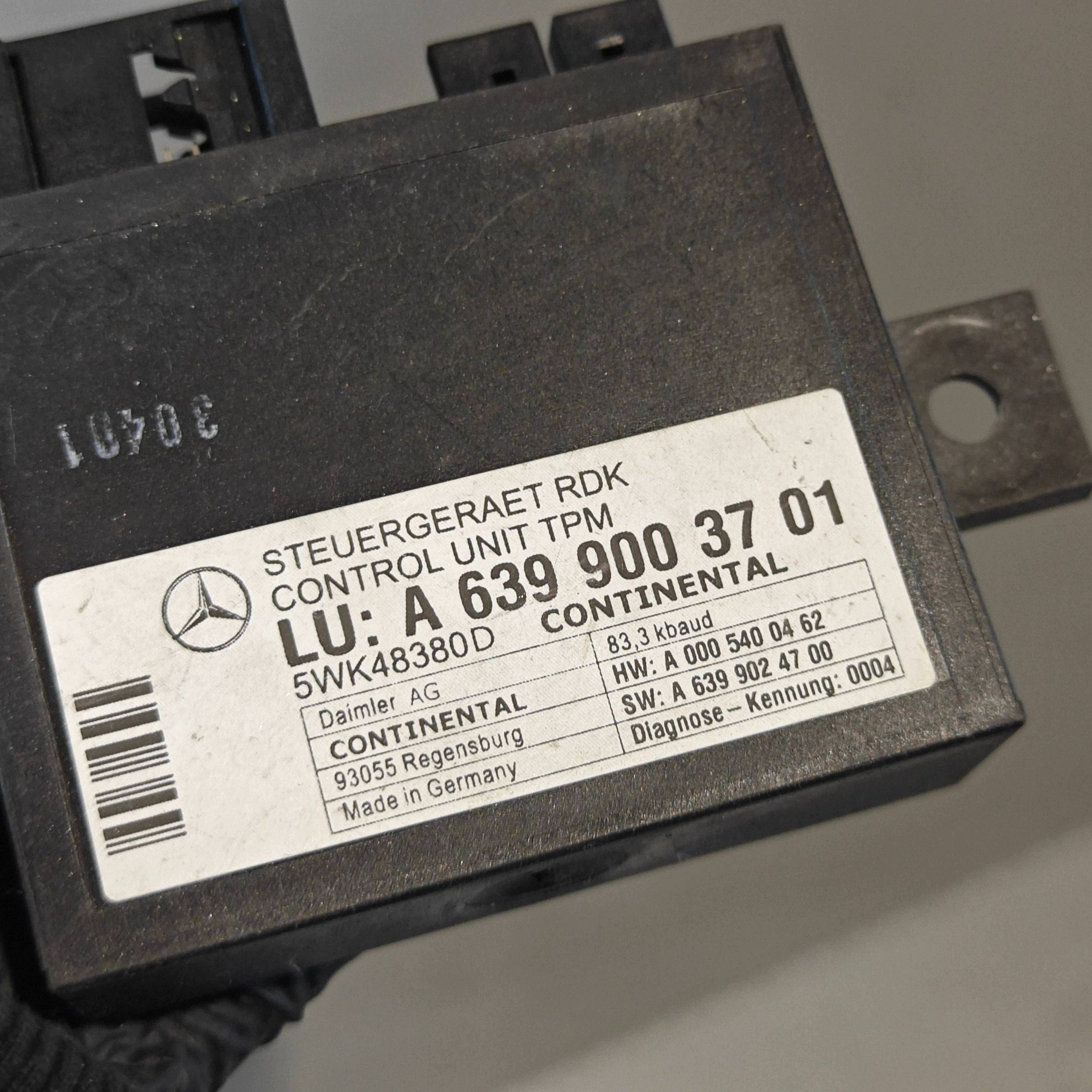 Capteur Pression Pneus Mercedes-Benz A6399003701 image 3