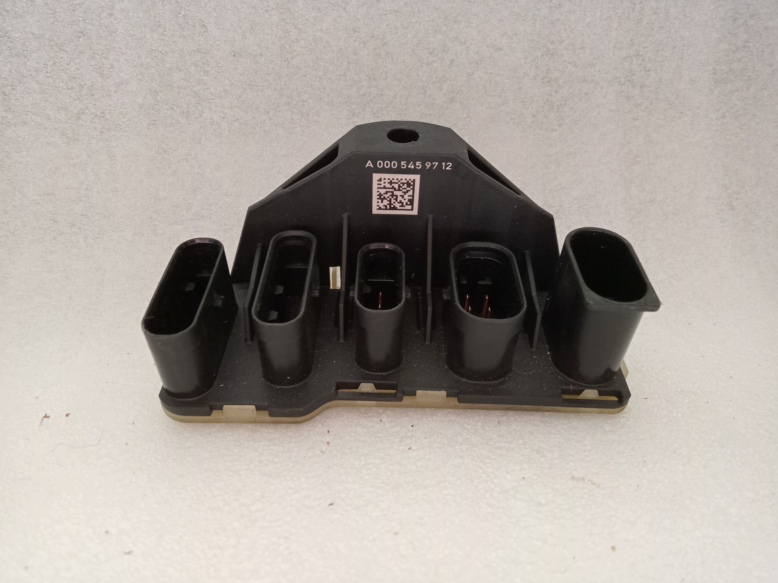 Mercedes C W205 Stromverteiler A0005459712 image 2