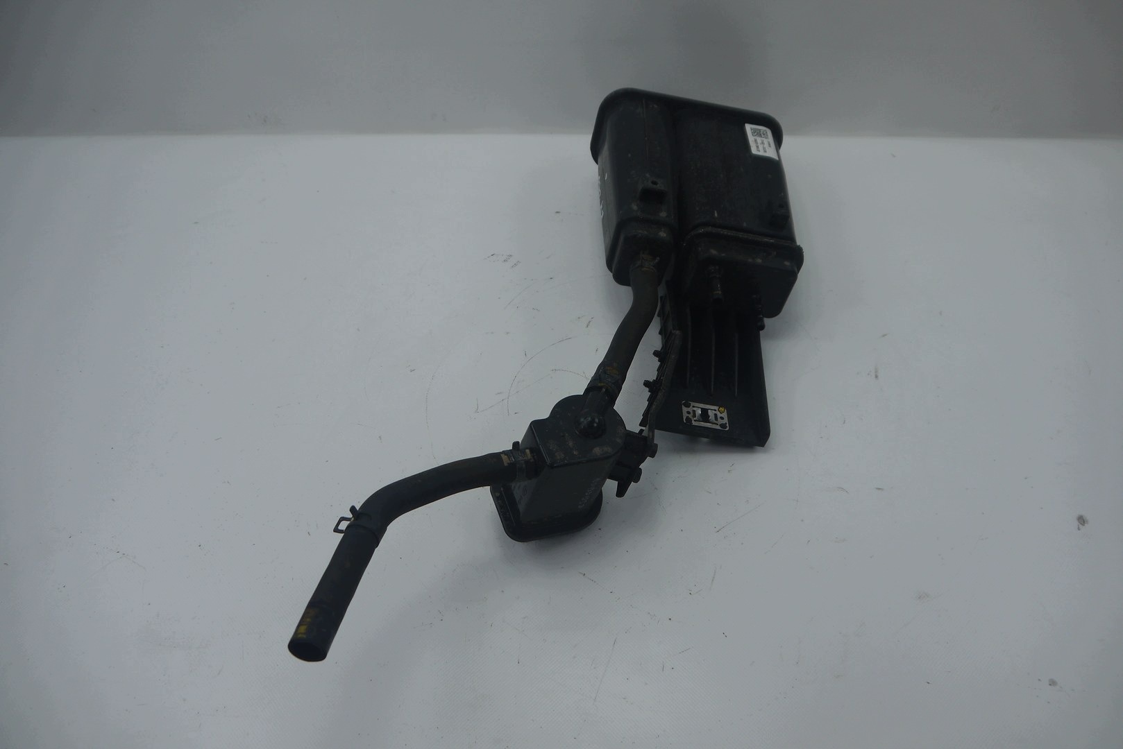 KIA K4 1.0 T-GDI 48V 26R Aktivkohlefilter Gehäuse image 2