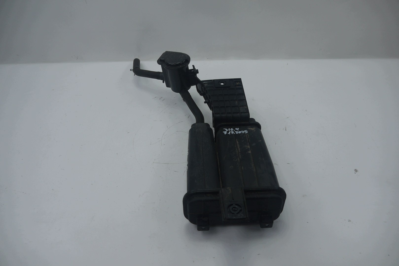 KIA K4 1.0 T-GDI 48V 26R Aktivkohlefilter Gehäuse image 7