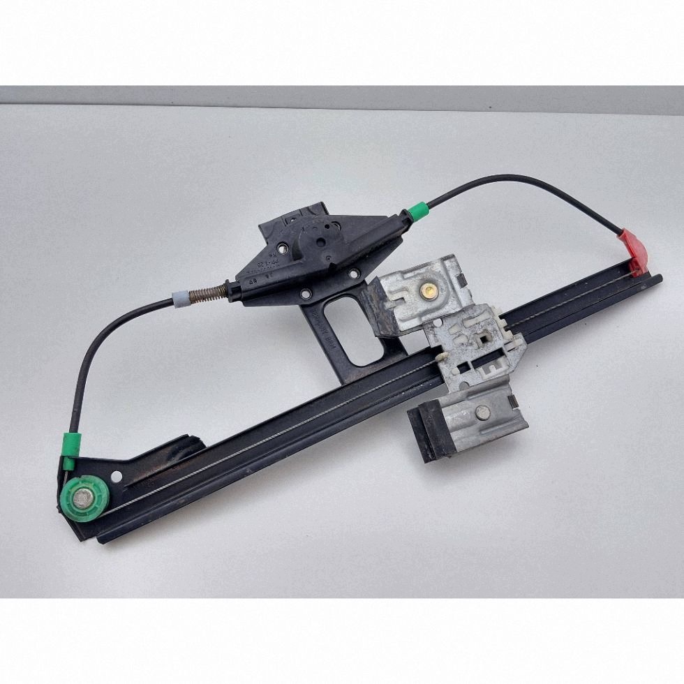 Manueller Fensterheber rechts hinten VW Golf III OEM DRC121207 image 2