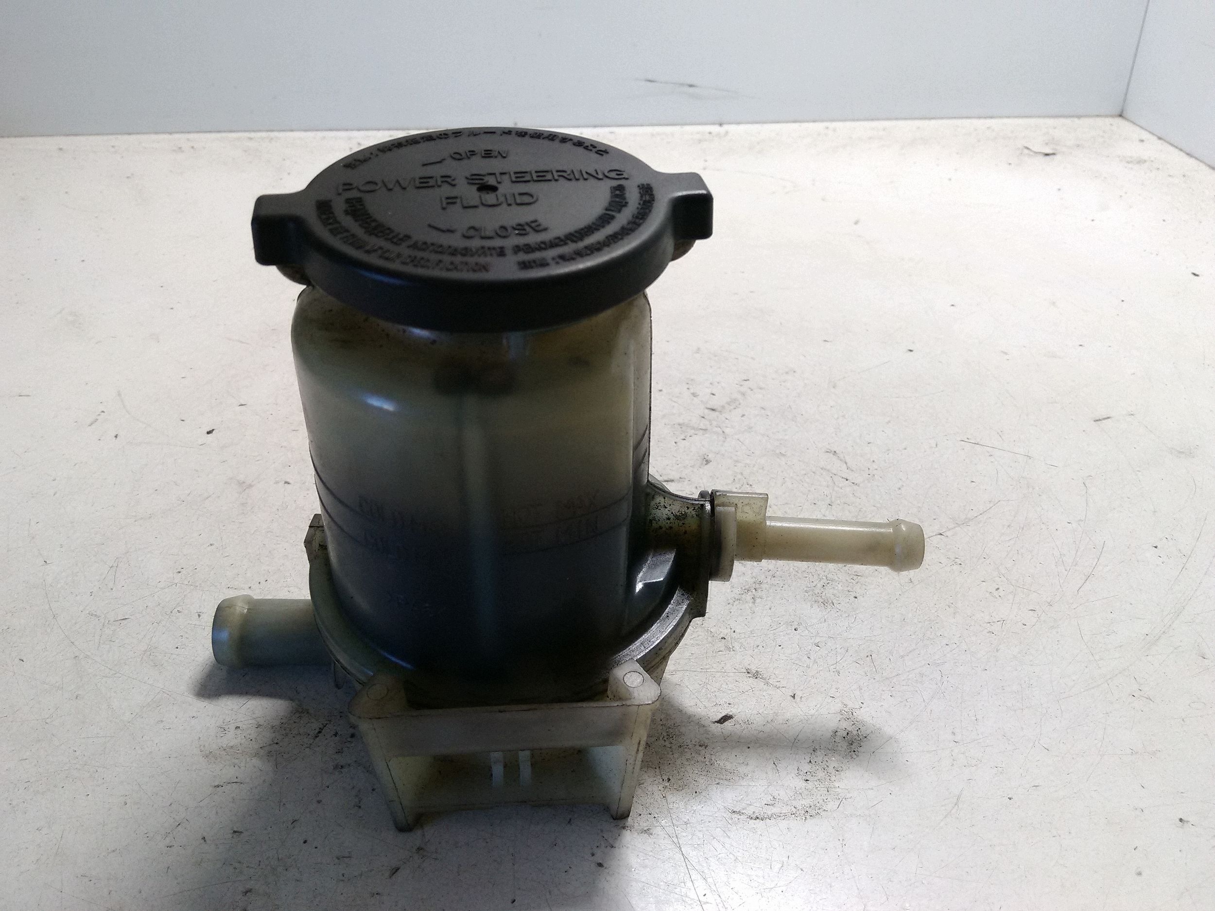 Depósito de dirección asistida Toyota Land Cruiser J150 ERN50535