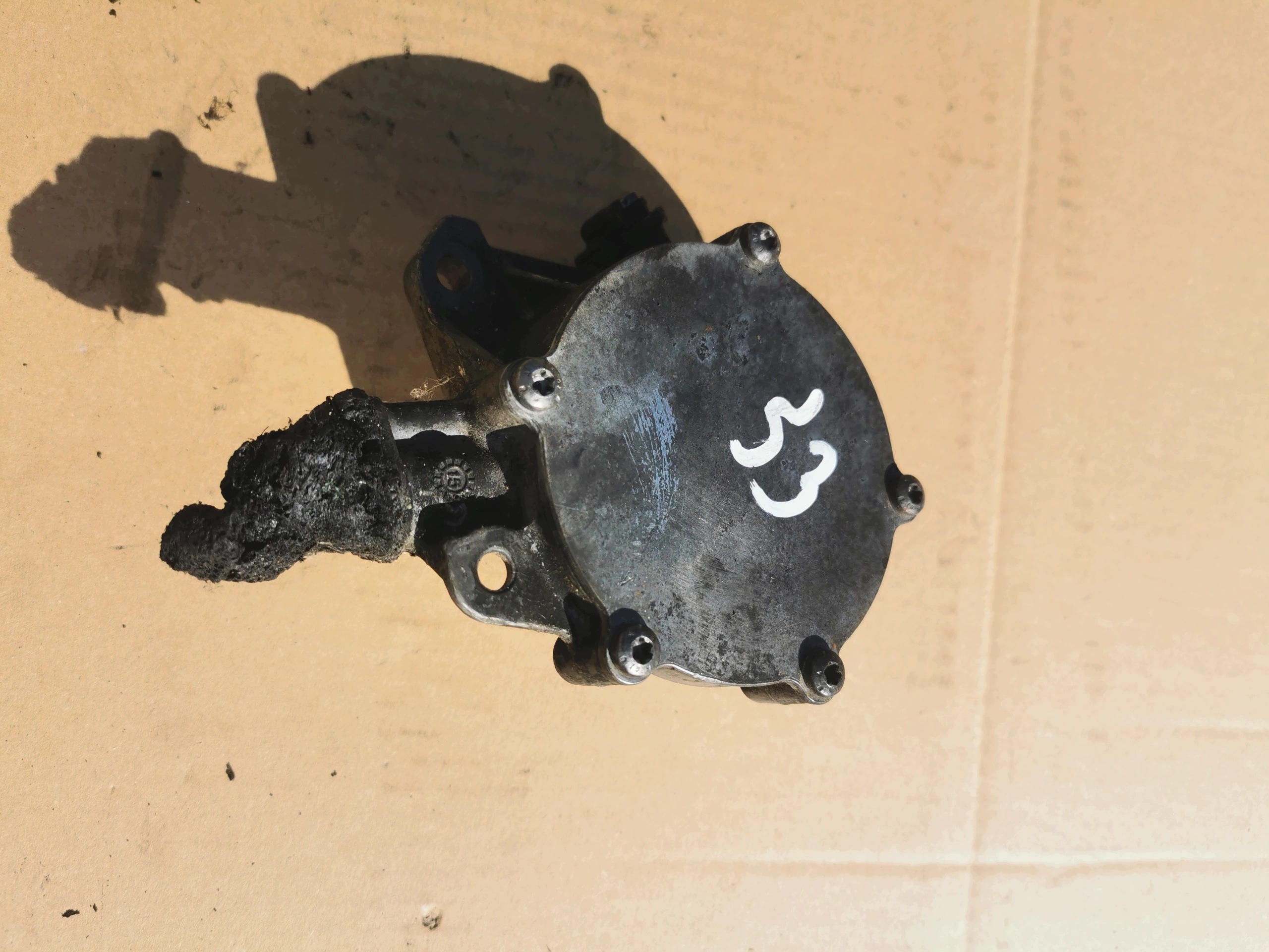Citroen C3 1.6 THP Vacuum Pump 7586424-04 Used